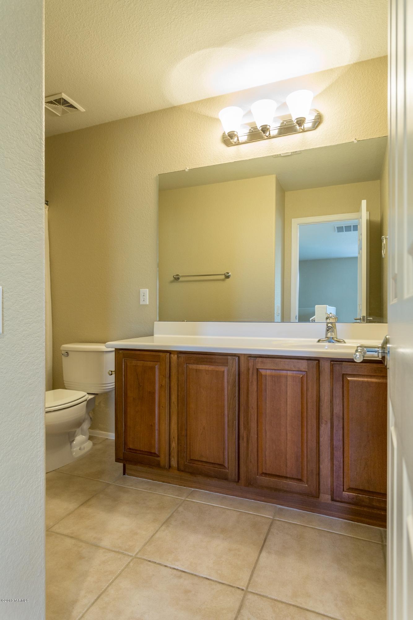 33925 S Alvarado Street