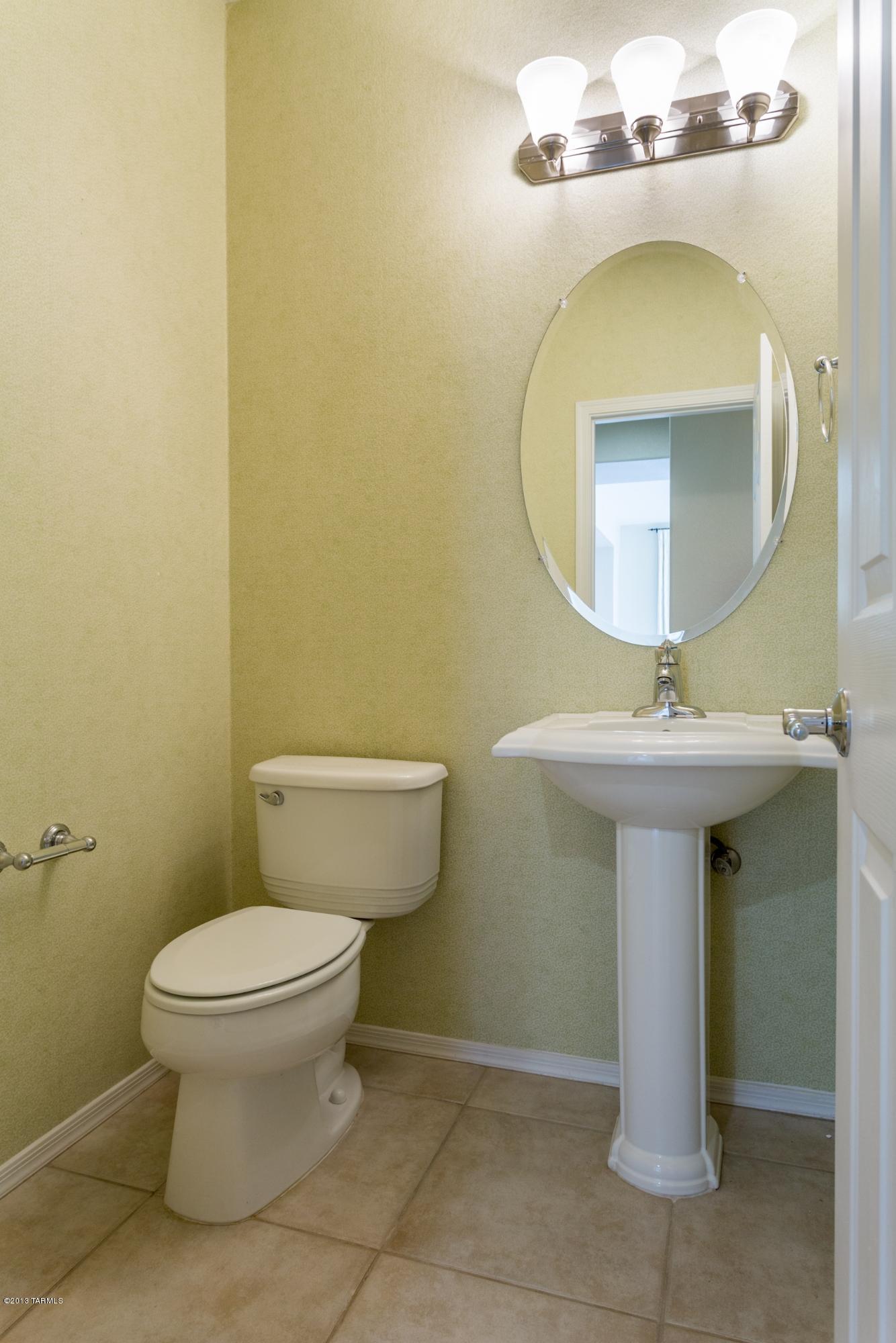 33925 S Alvarado Street