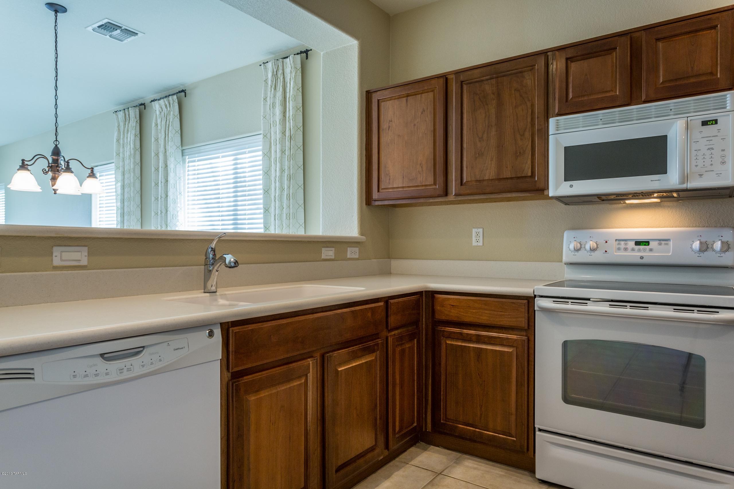 33925 S Alvarado Street