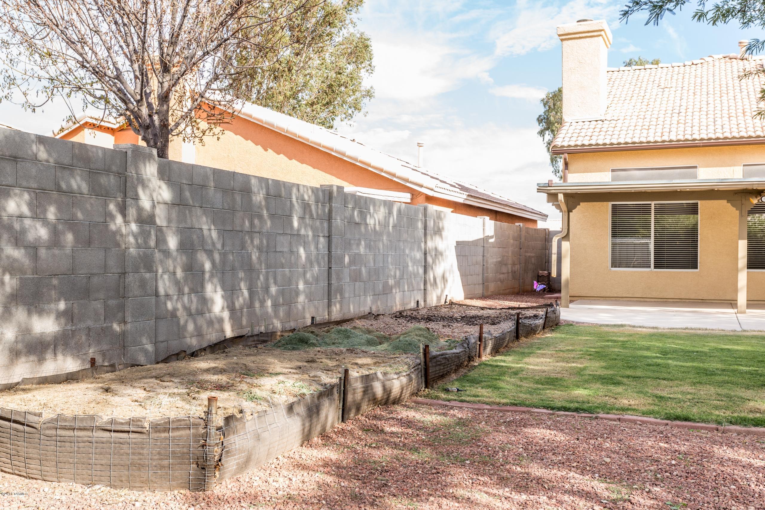 6756 W Alegria Drive