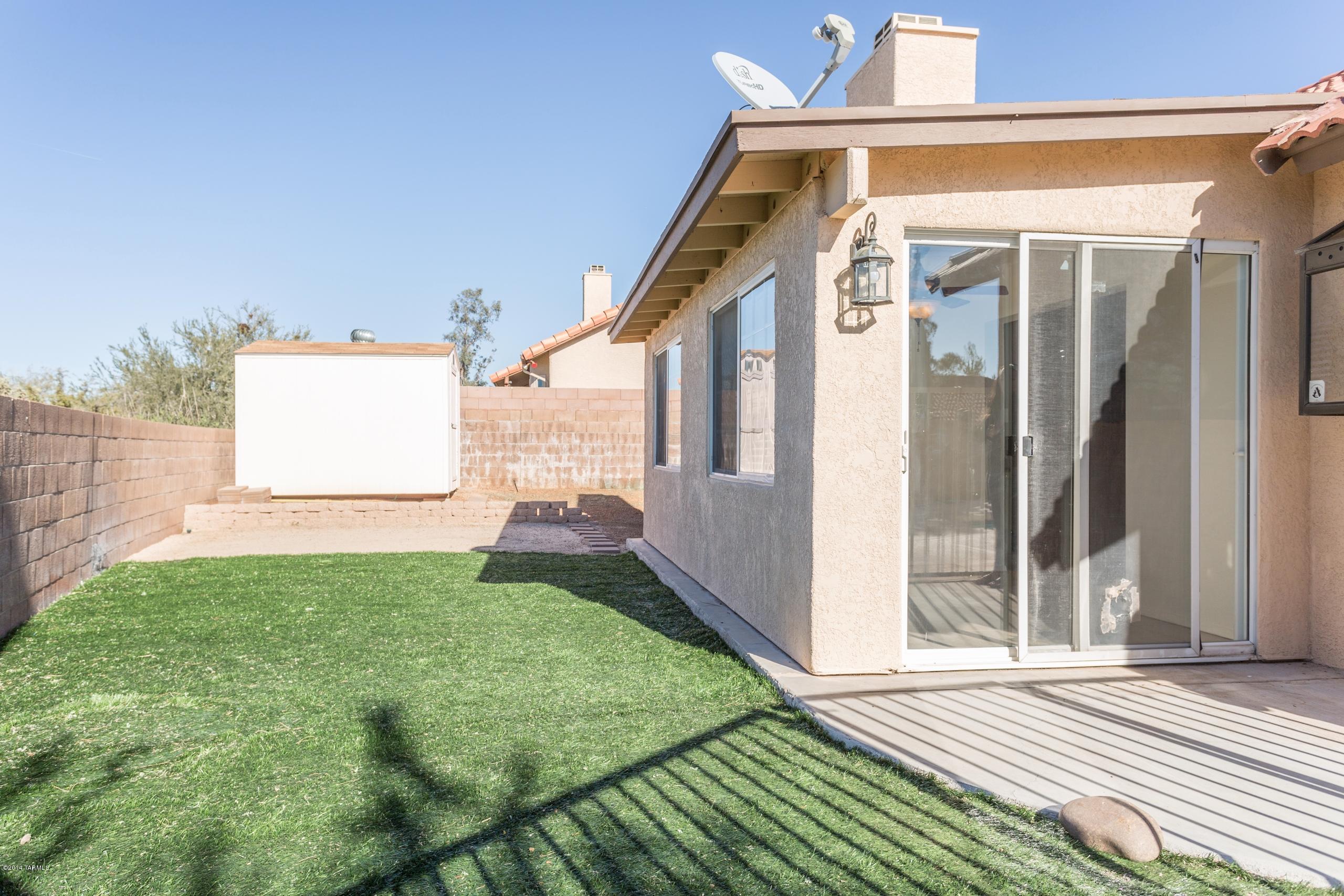 9867 N Longford Drive