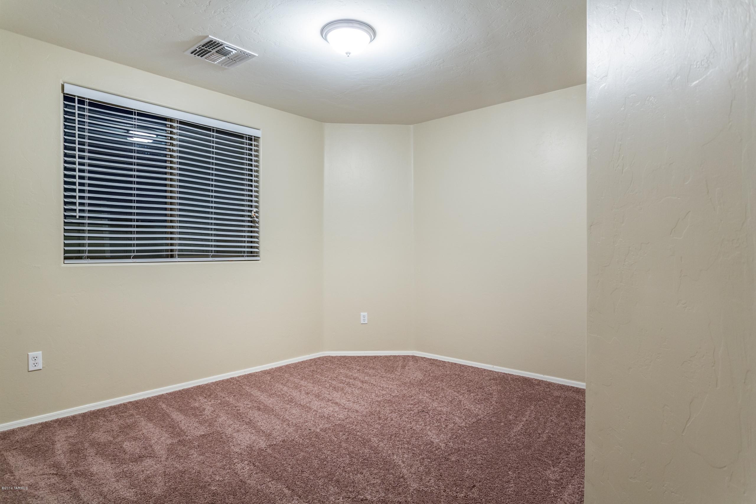 11773 W Fordson Drive