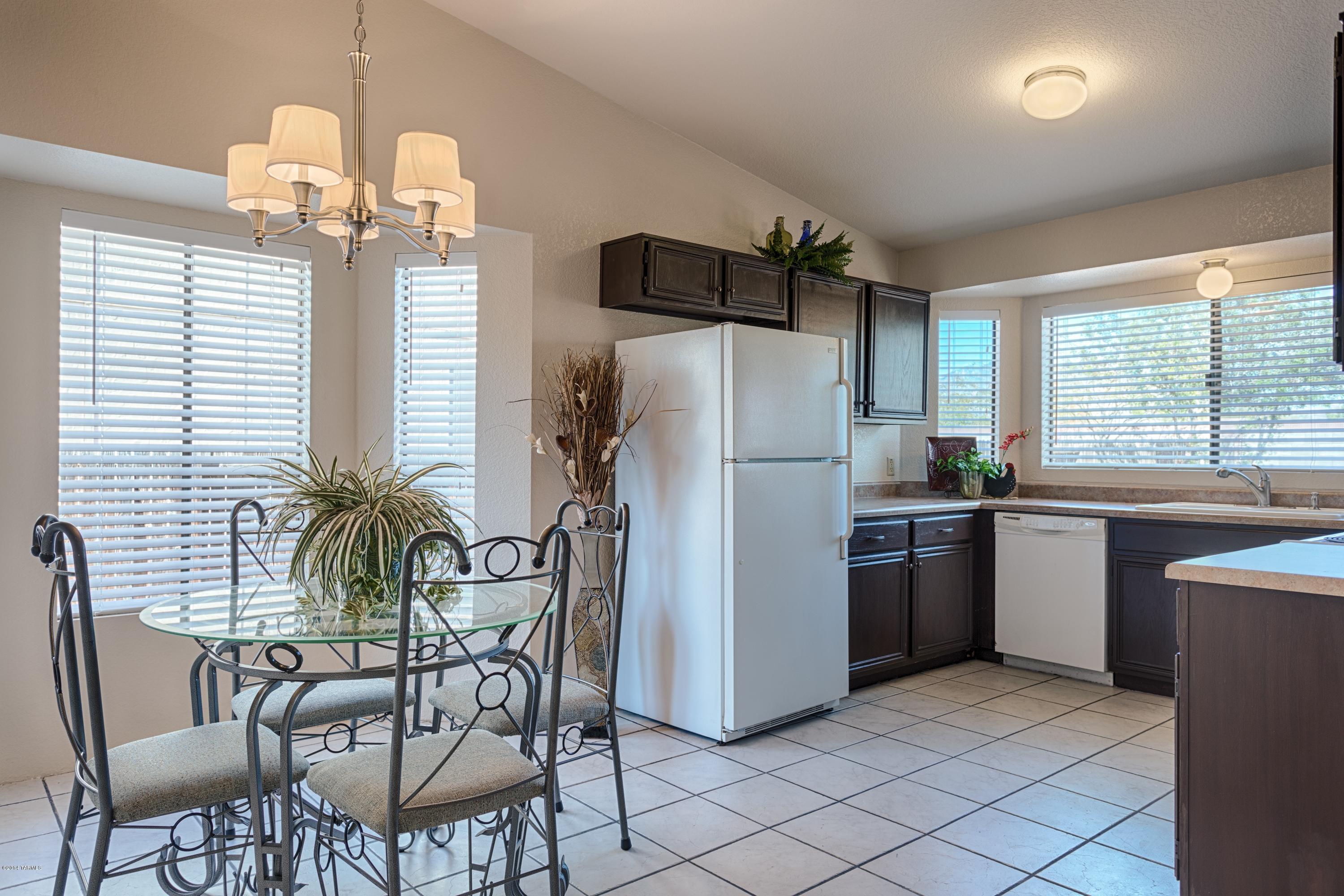 5560 N Baybrook Road