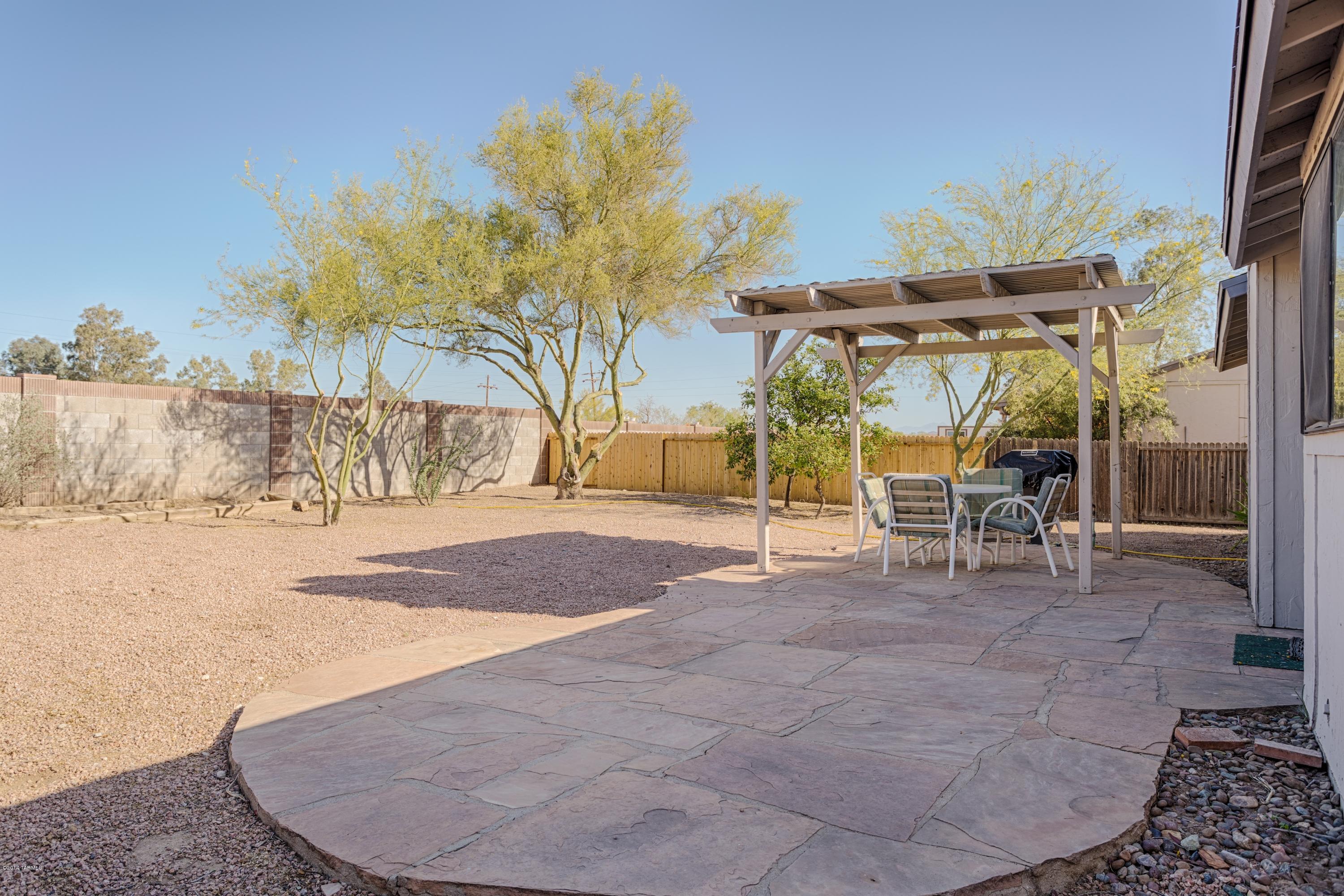 5560 N Baybrook Road