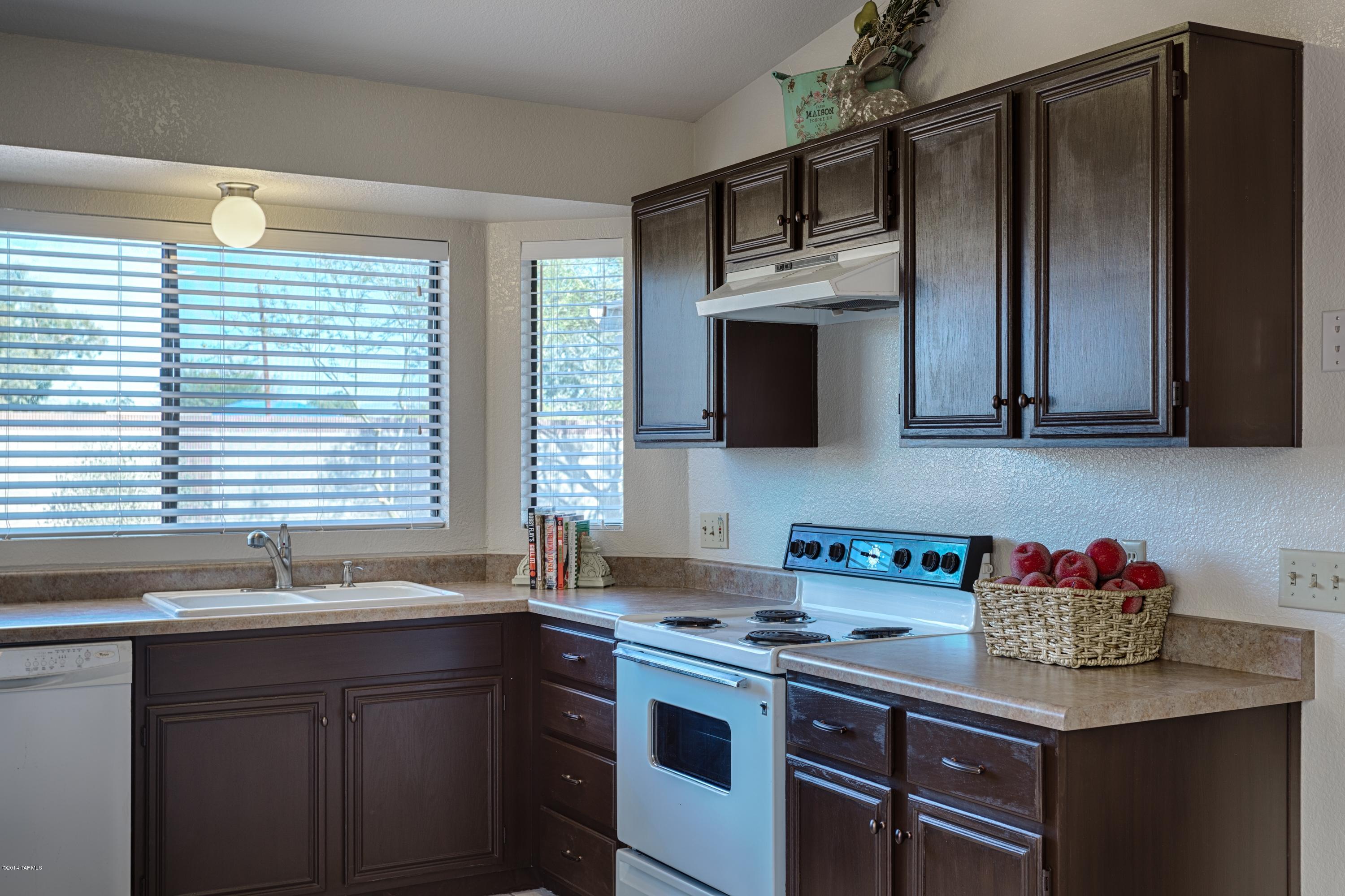 5560 N Baybrook Road