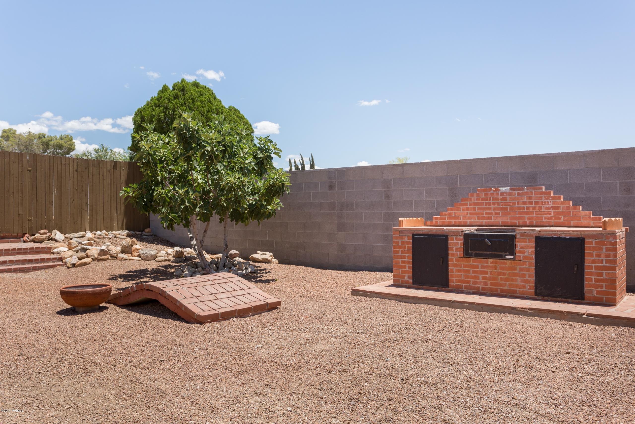 3470 W Simone Street