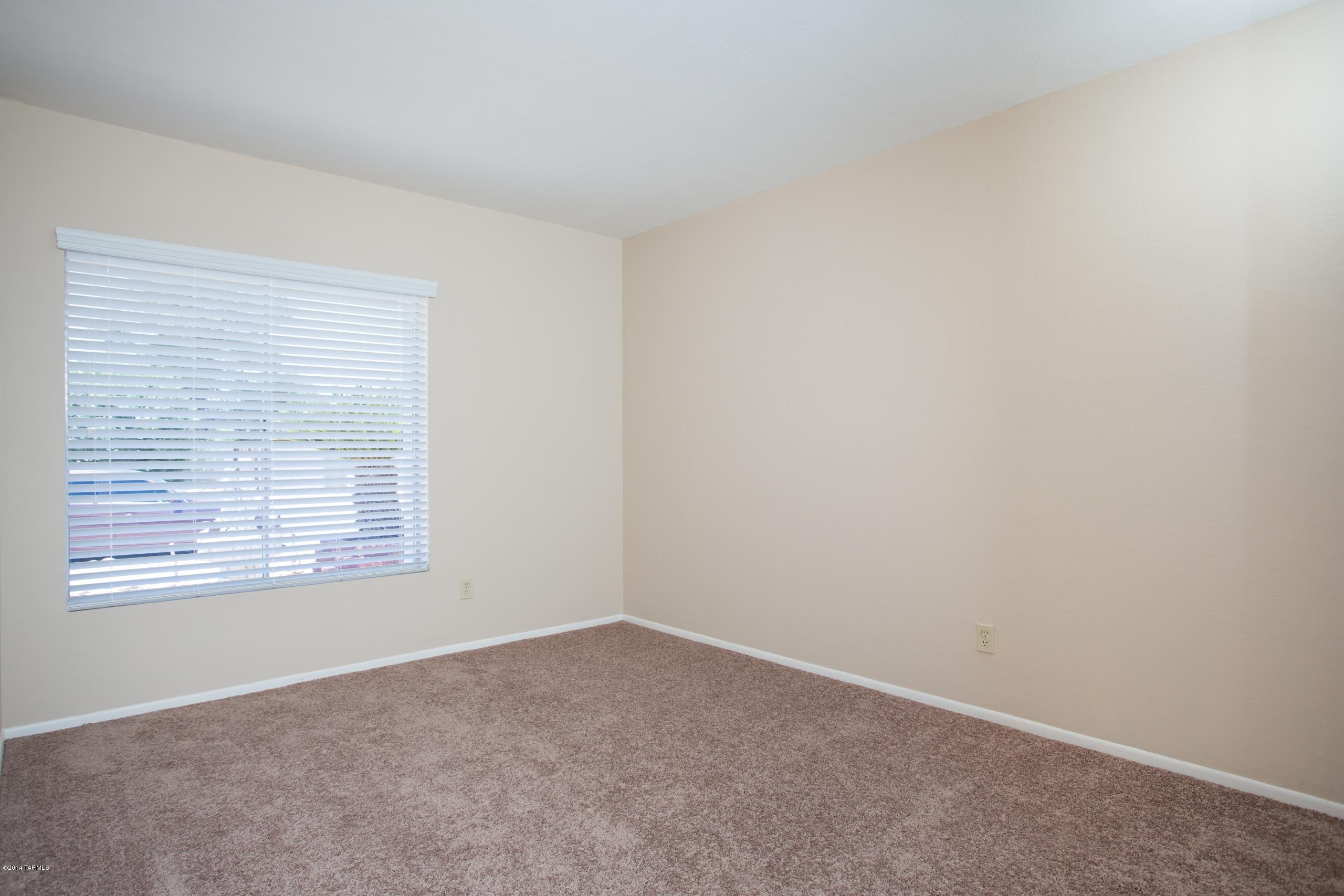 3470 W Simone Street