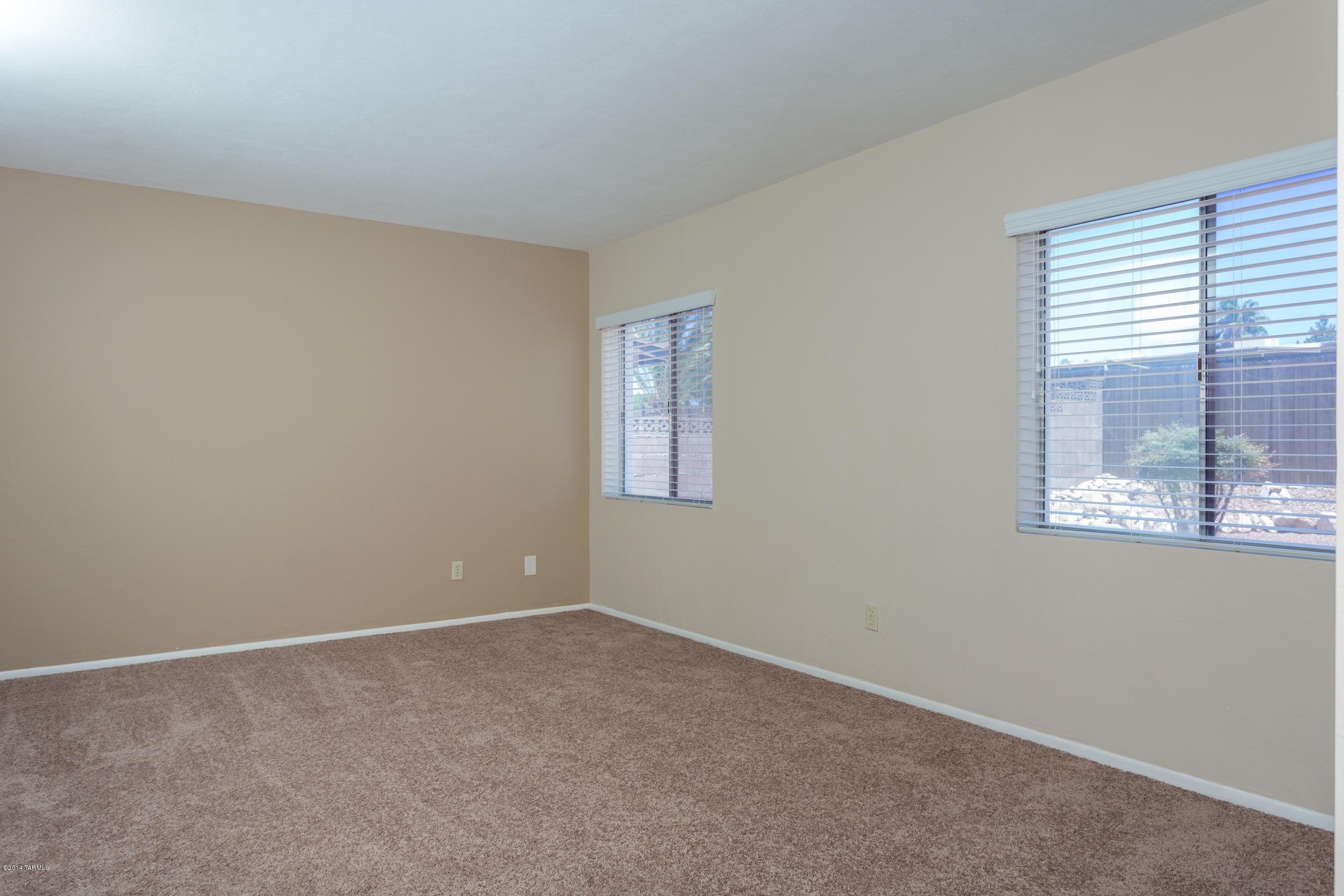 3470 W Simone Street