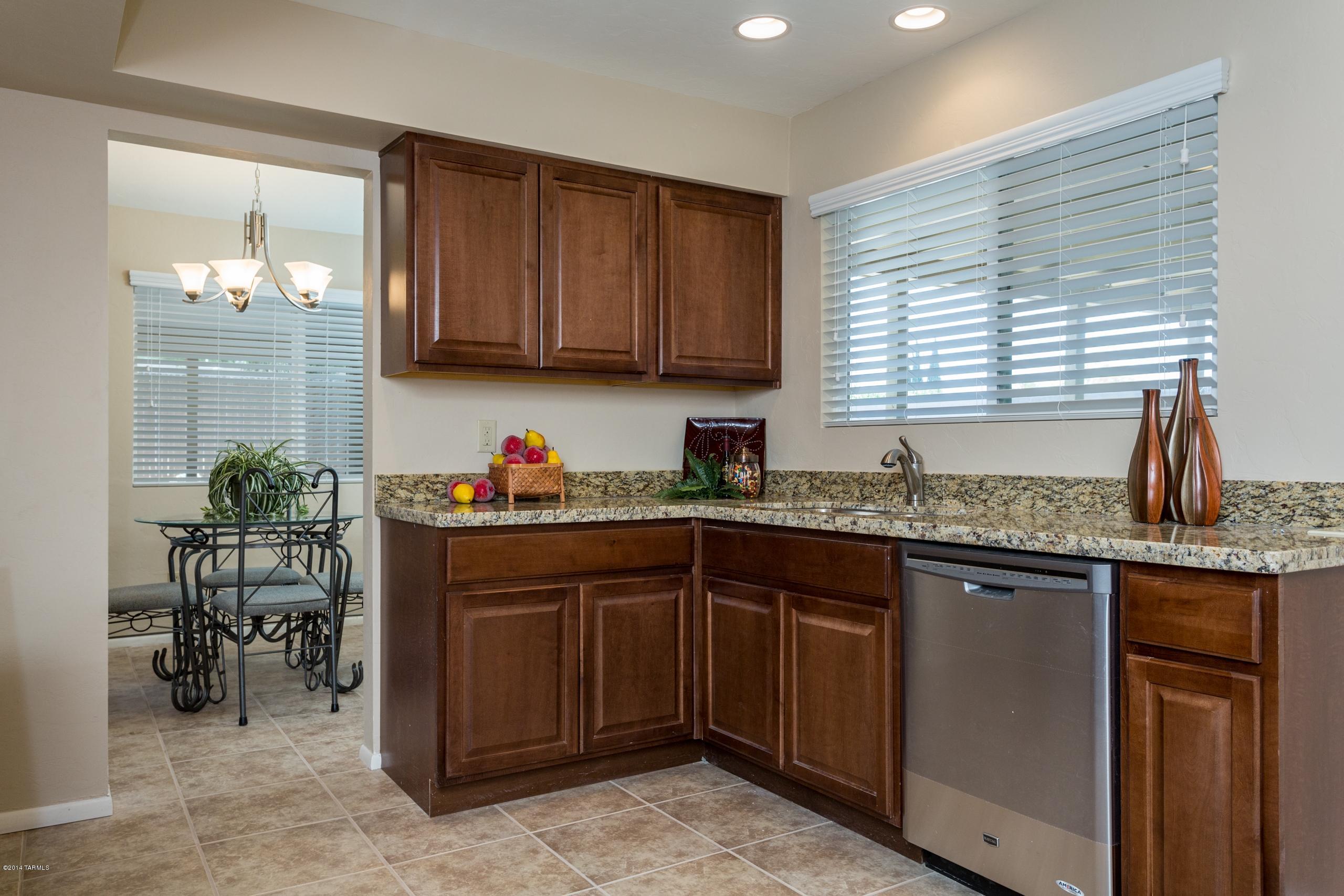 3470 W Simone Street