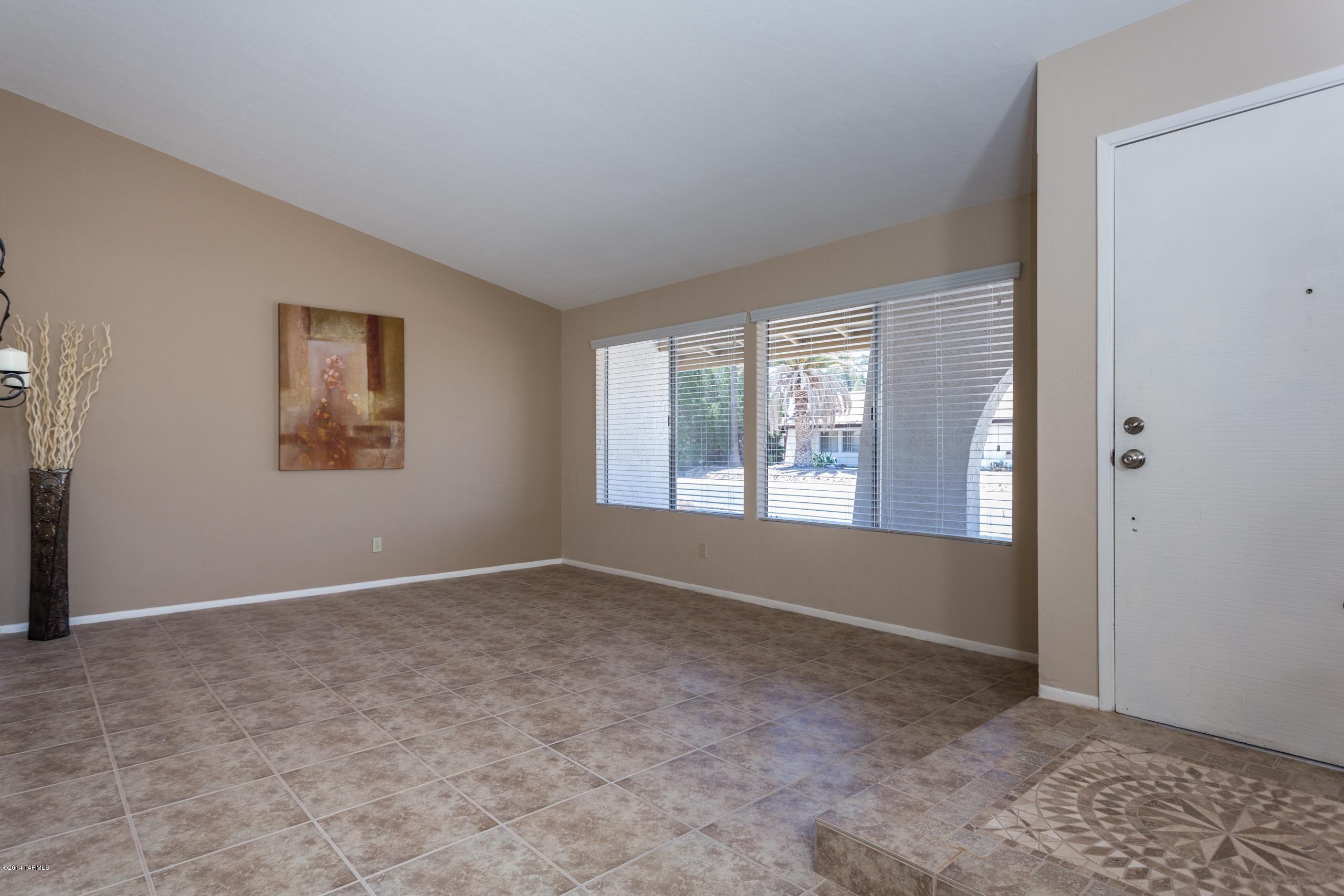 3470 W Simone Street