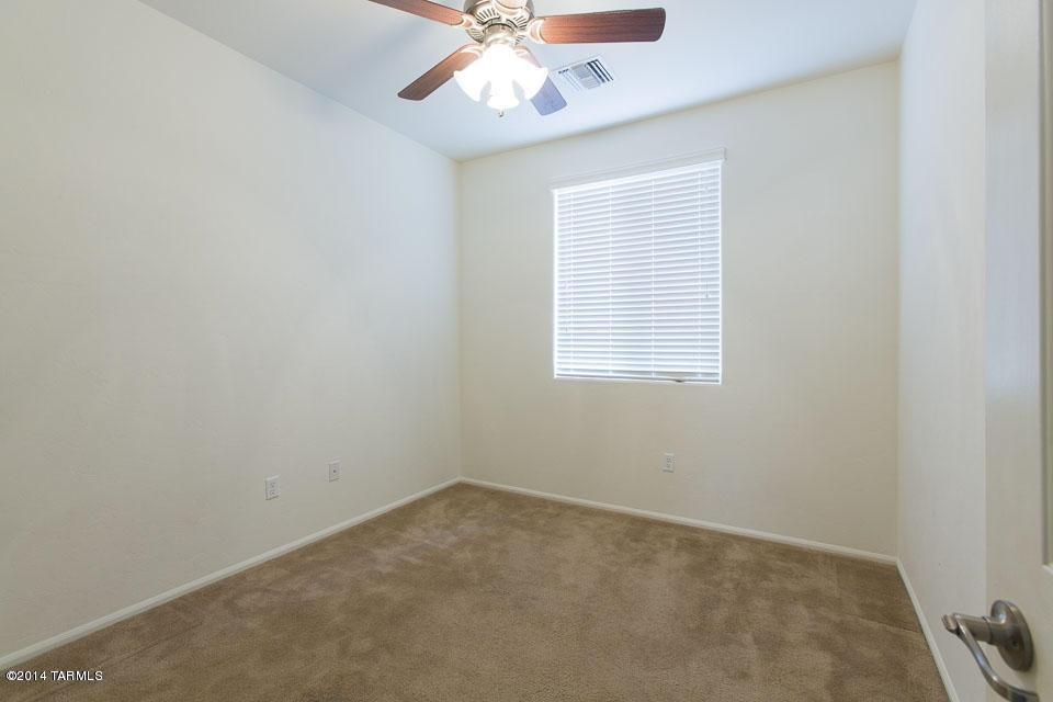 3307 S Lakeside Ridge Loop