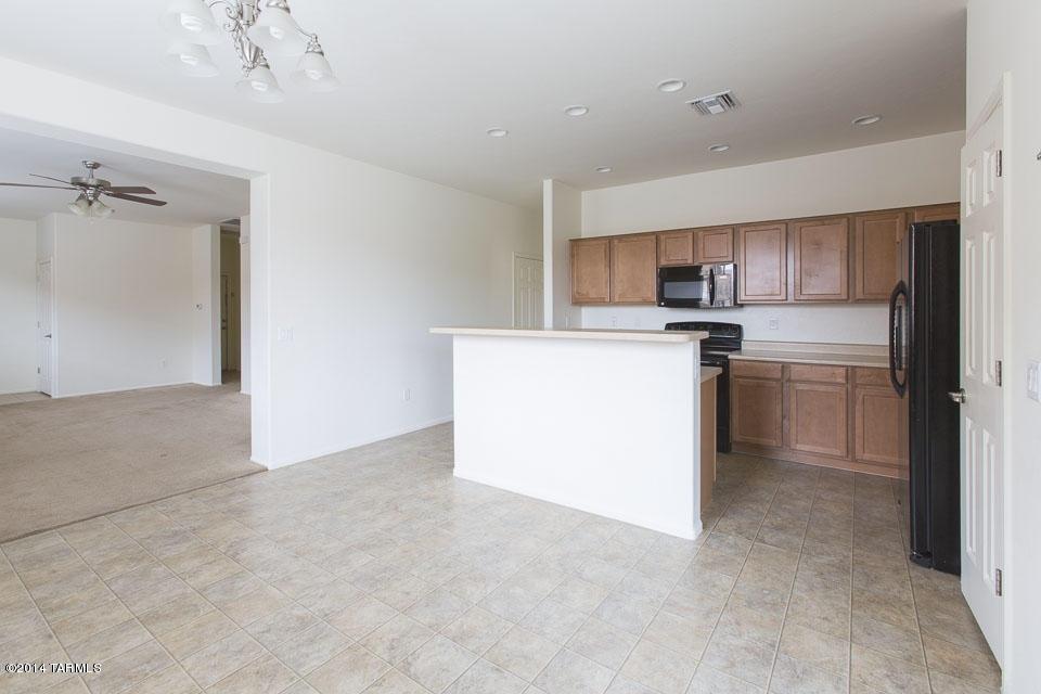 3307 S Lakeside Ridge Loop