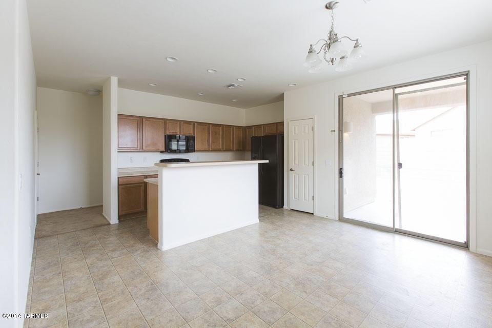 3307 S Lakeside Ridge Loop