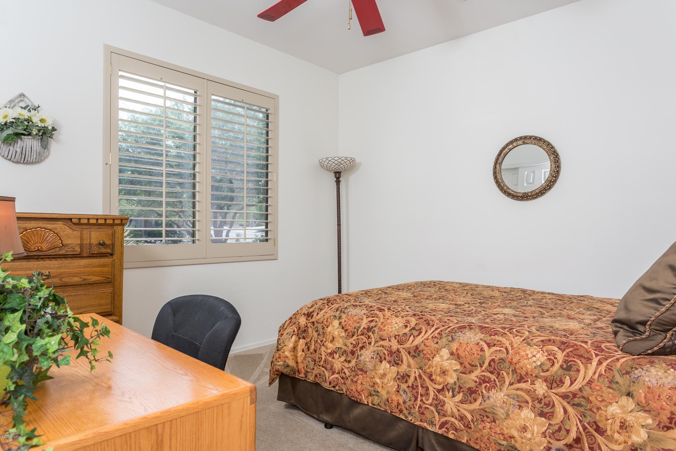 10962 S Camino Pozoblanco