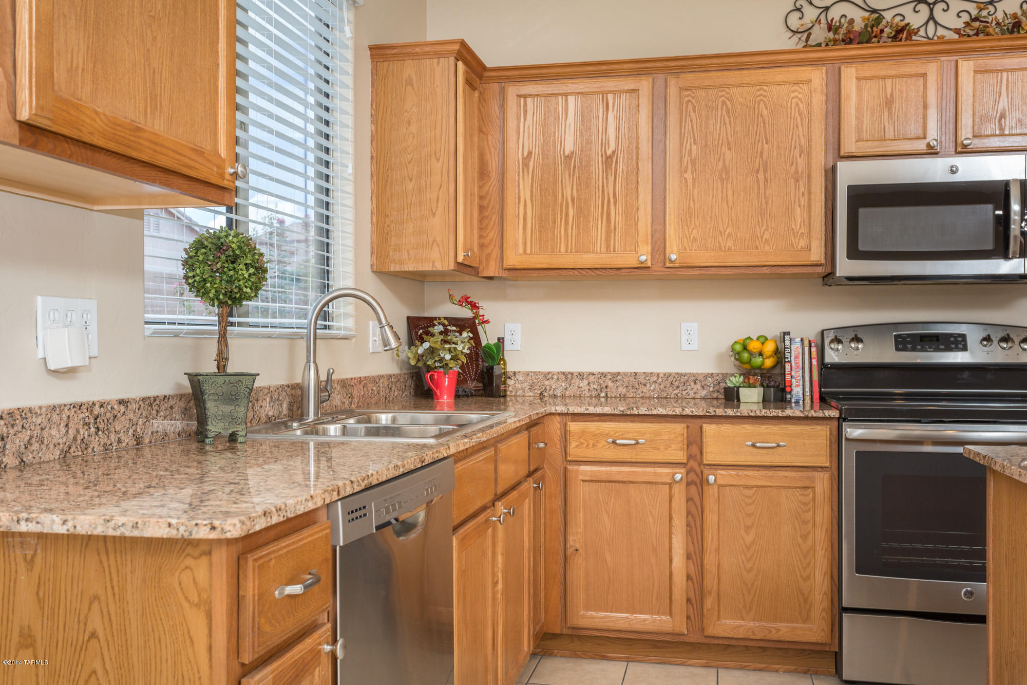 12754 E Red Iron Trail