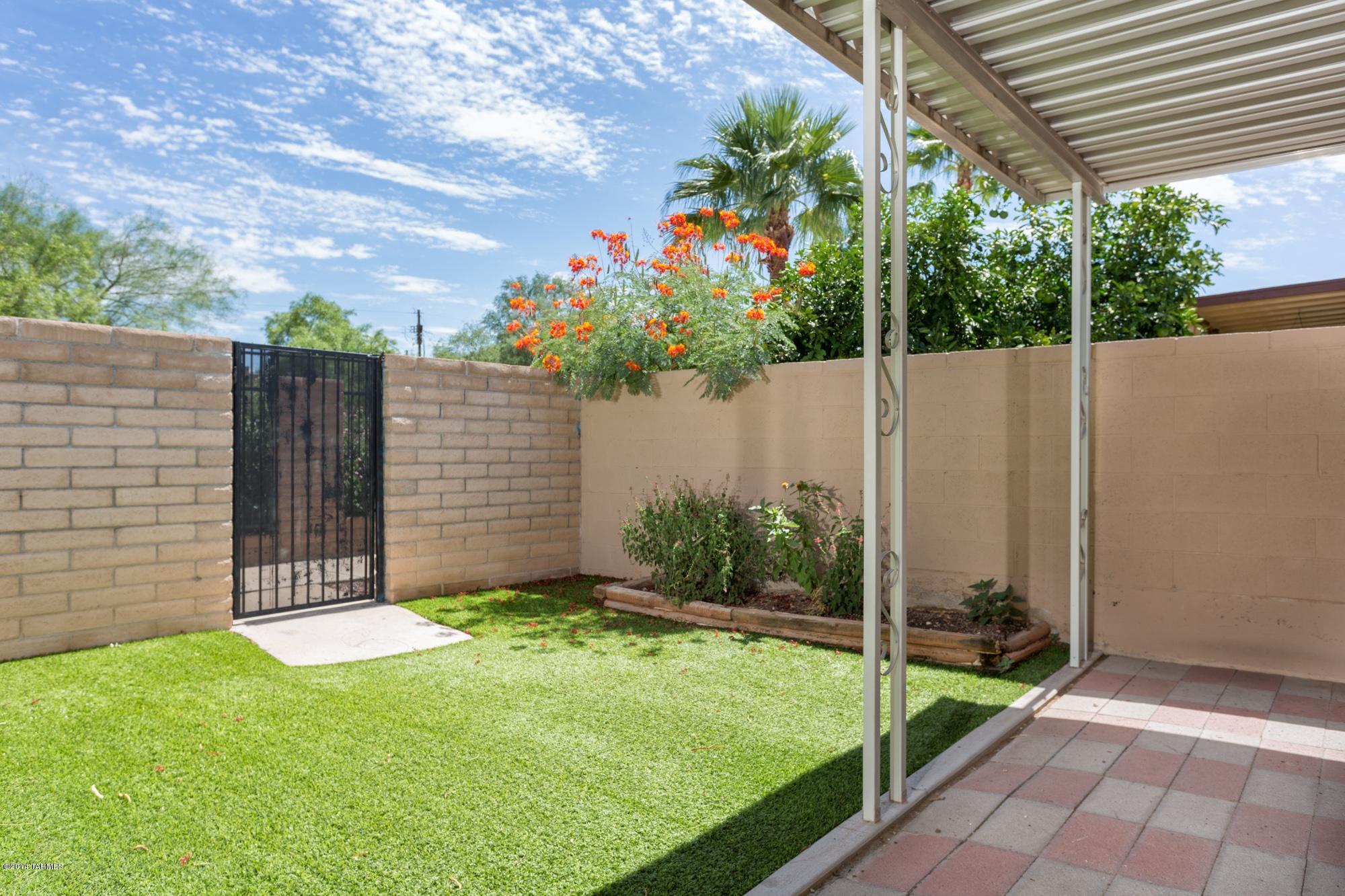 1747 S Thaxton Drive