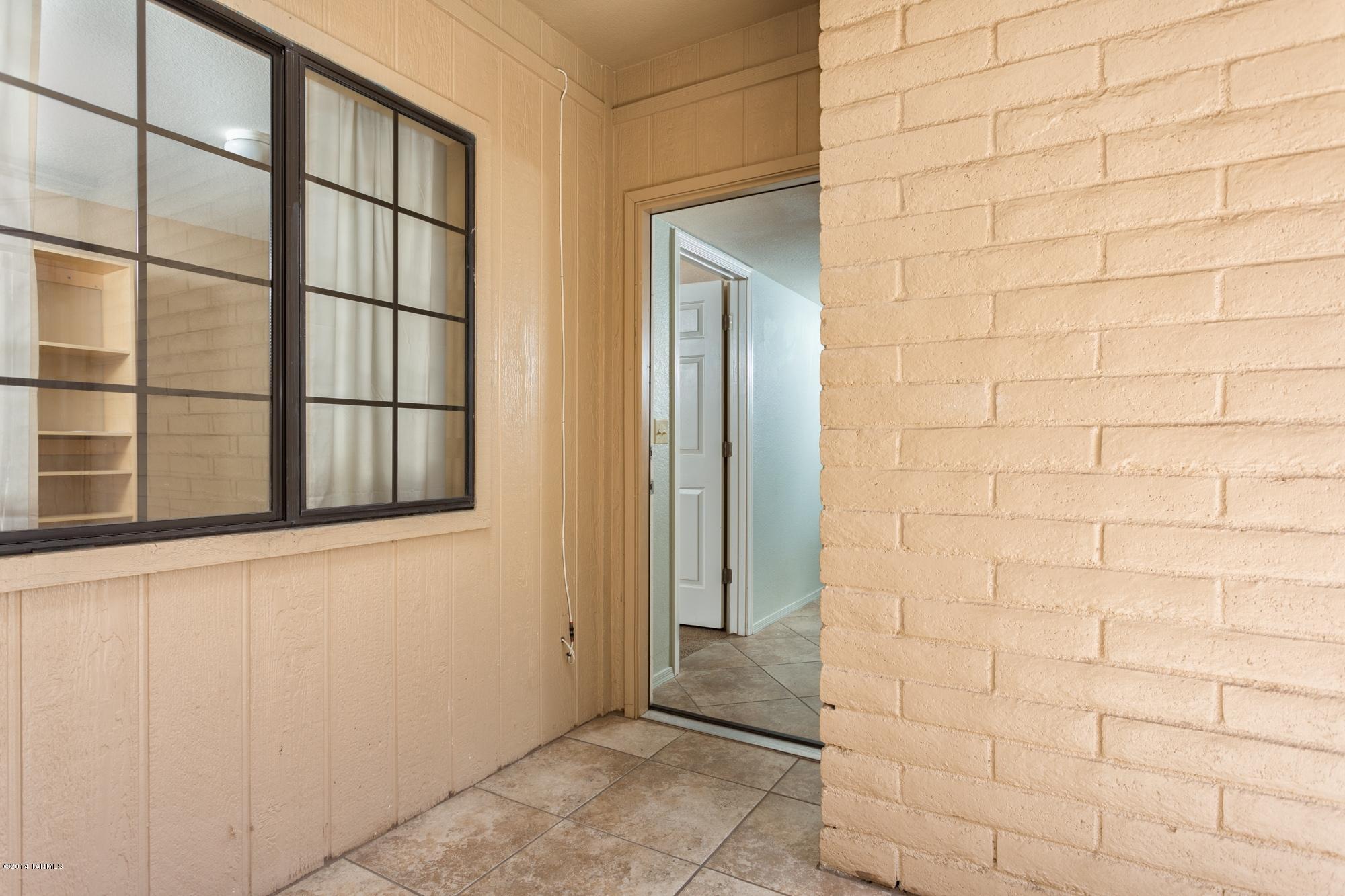 1747 S Thaxton Drive