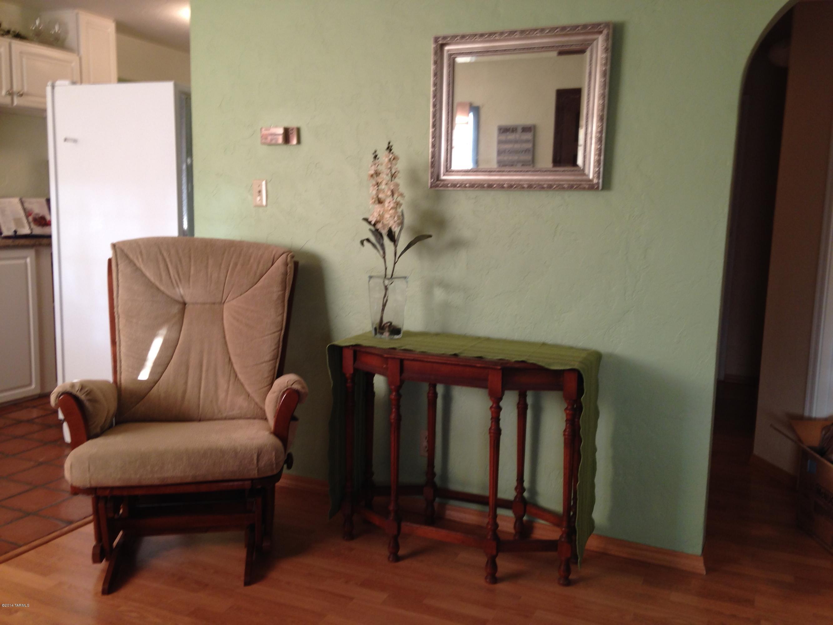 1216 N Mckinley Avenue