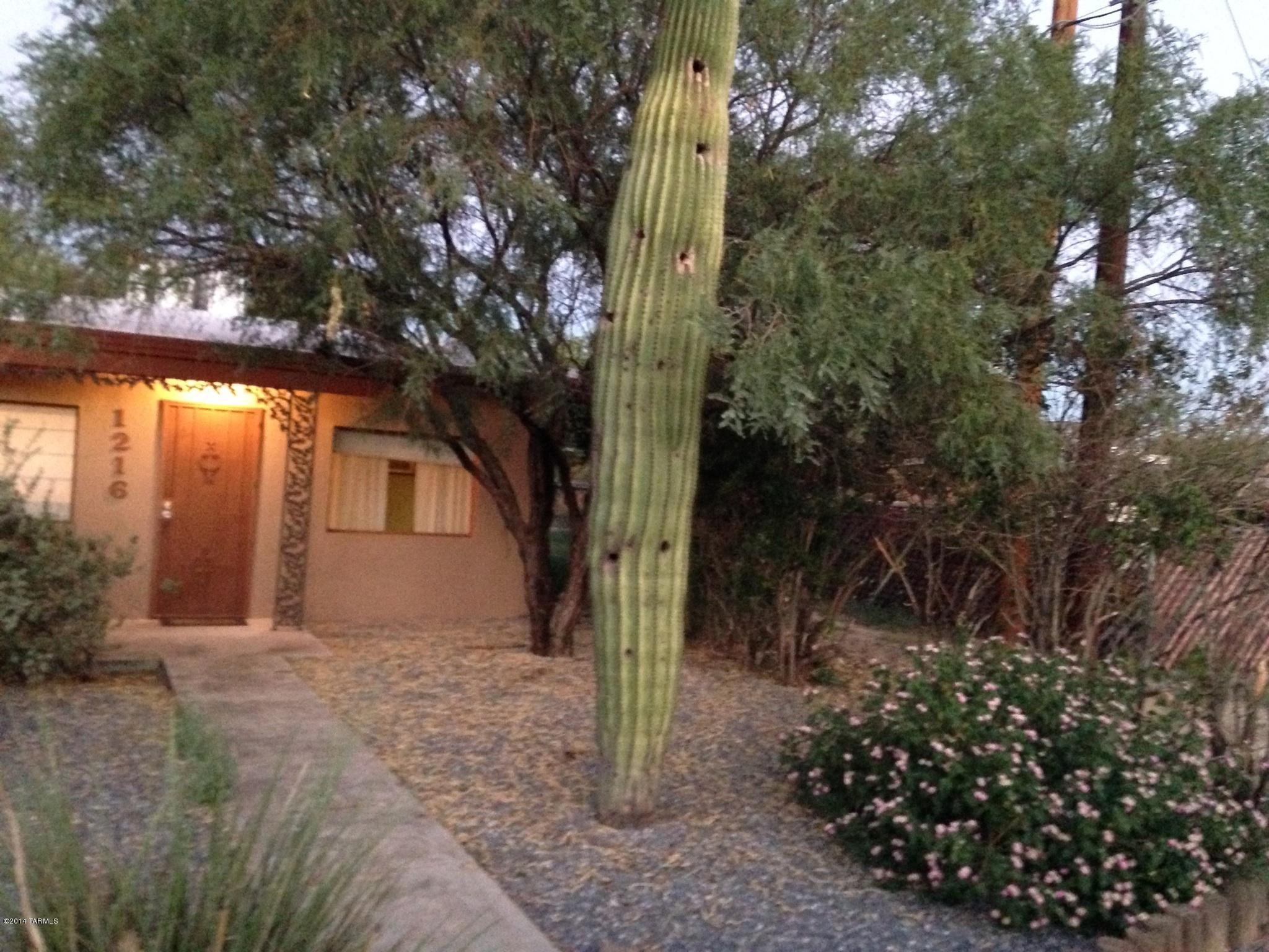 1216 N Mckinley Avenue