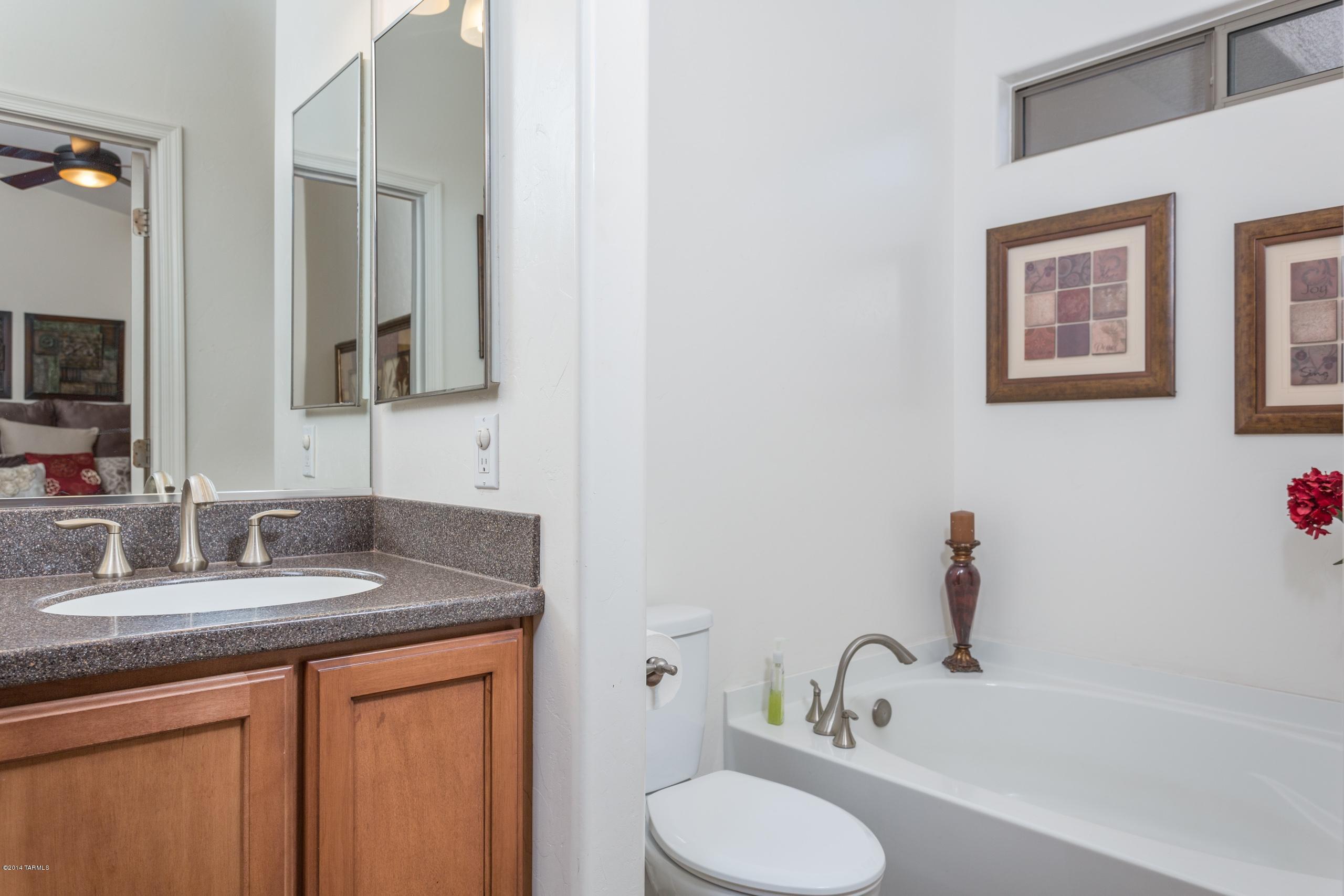 11105 W Aplomado Drive