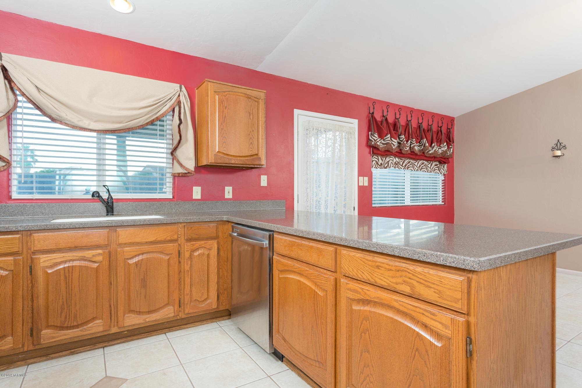 9725 N Sherbrooke Street