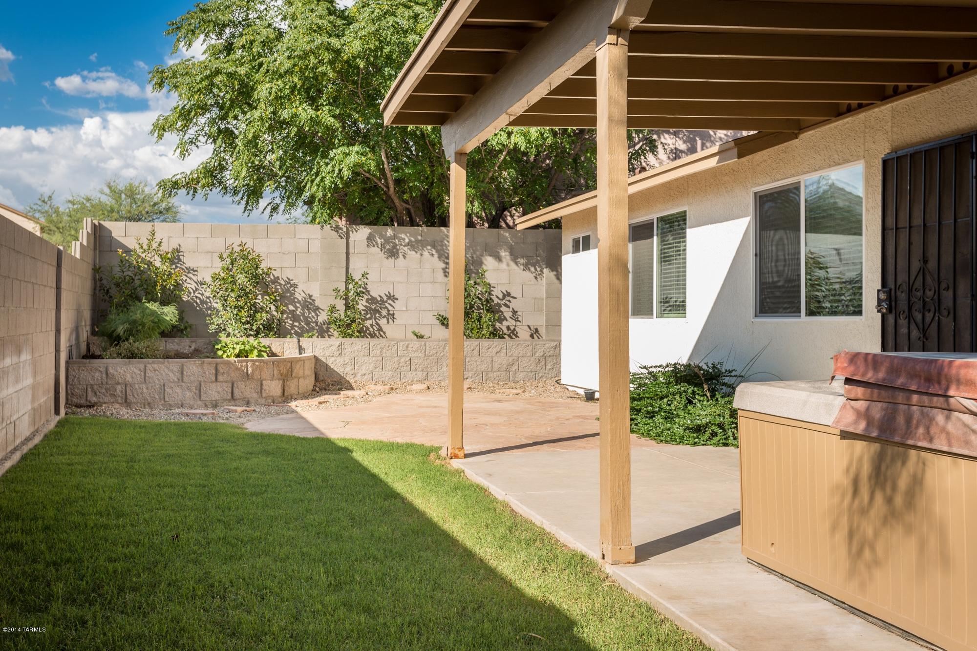 9725 N Sherbrooke Street