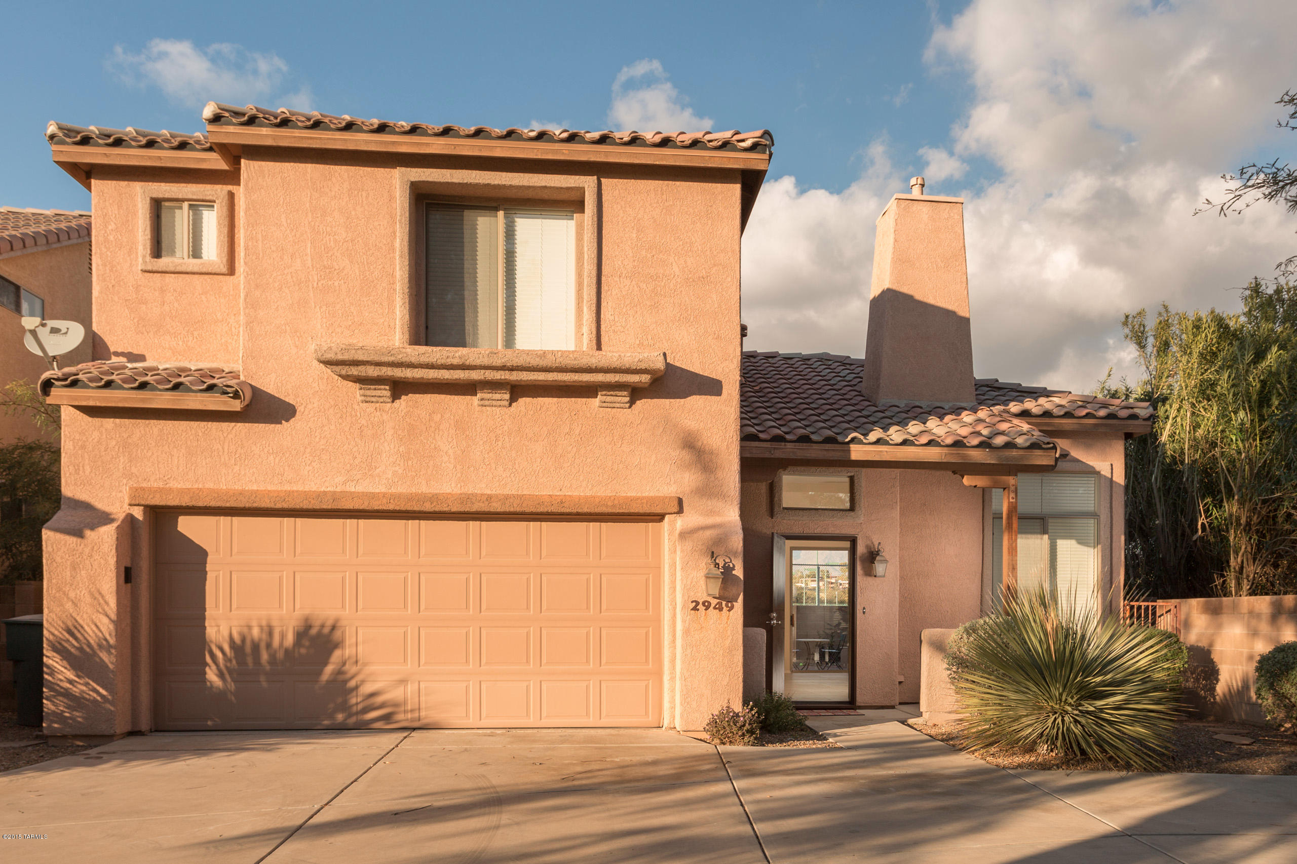 2949 E Racquet Court