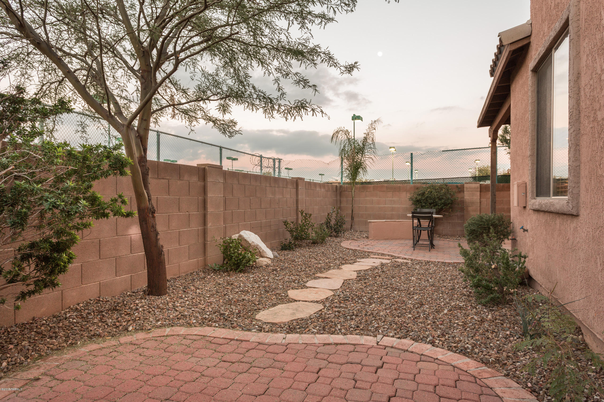 2949 E Racquet Court