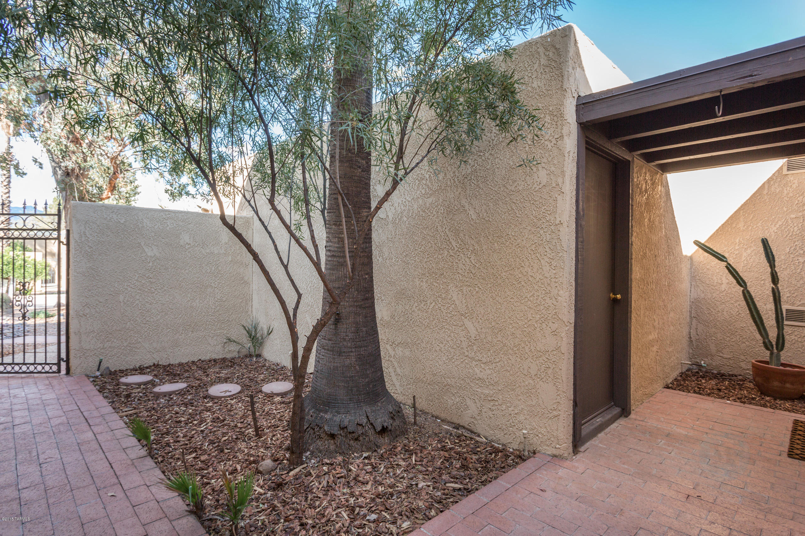 5322 E Beverly Fair Drive