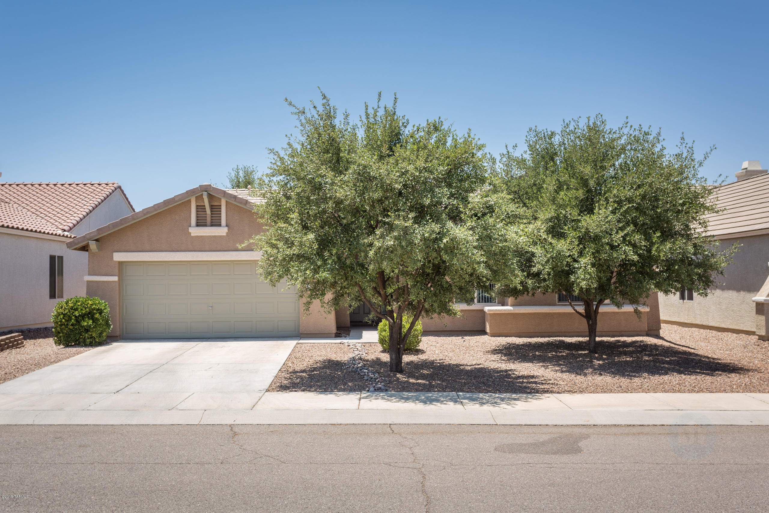 9931 N Blue Crossing Way