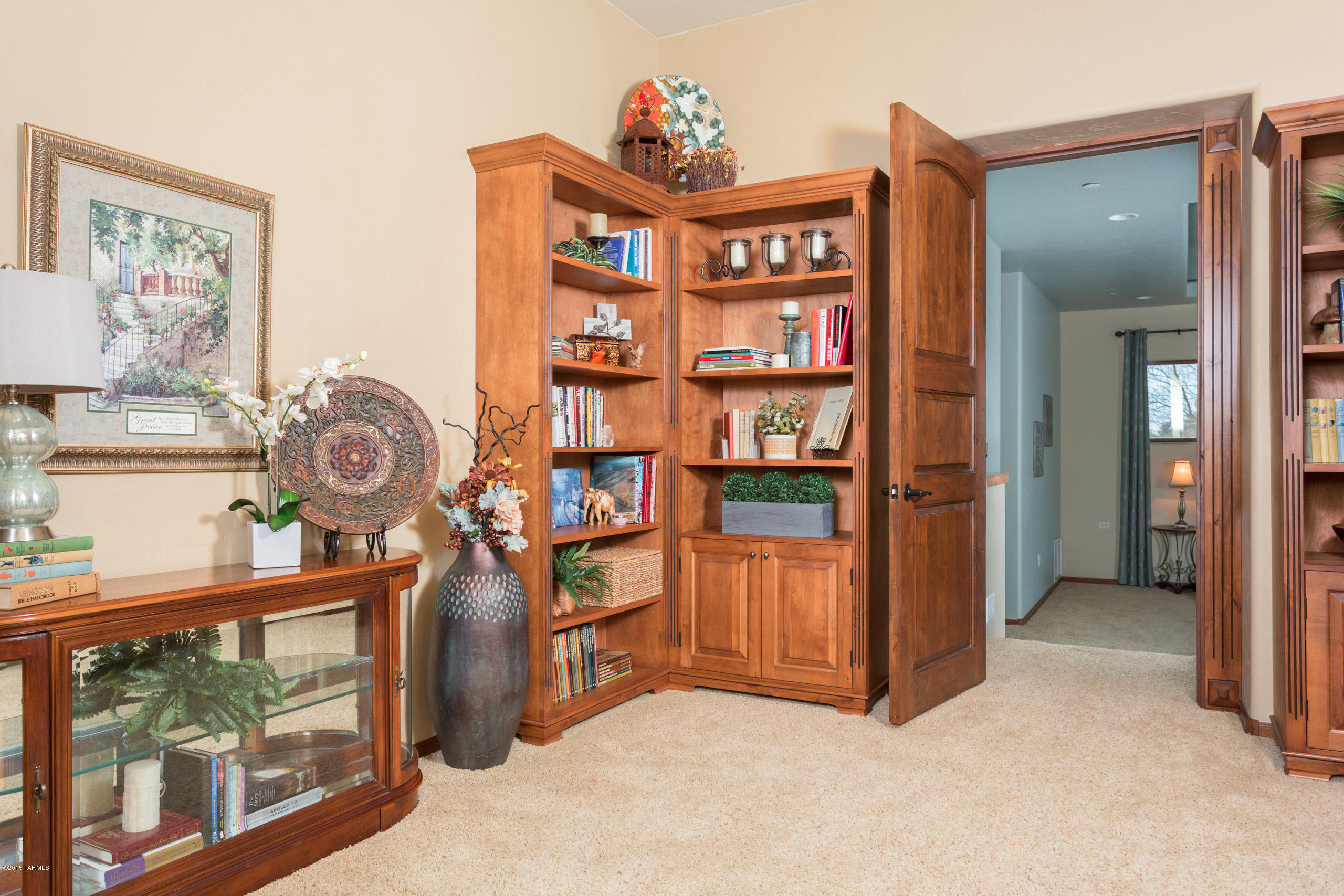 5445 N Calle La Cima