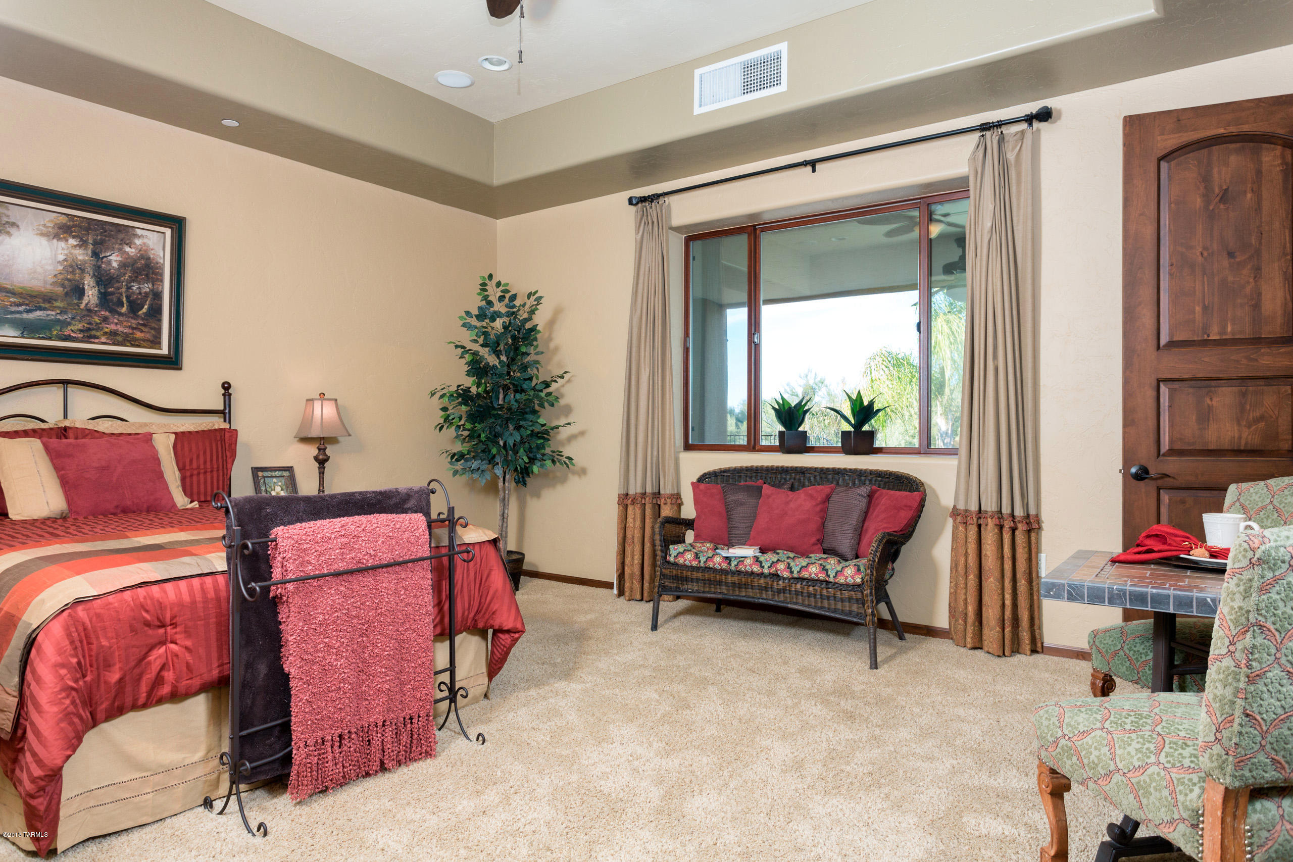 5445 N Calle La Cima