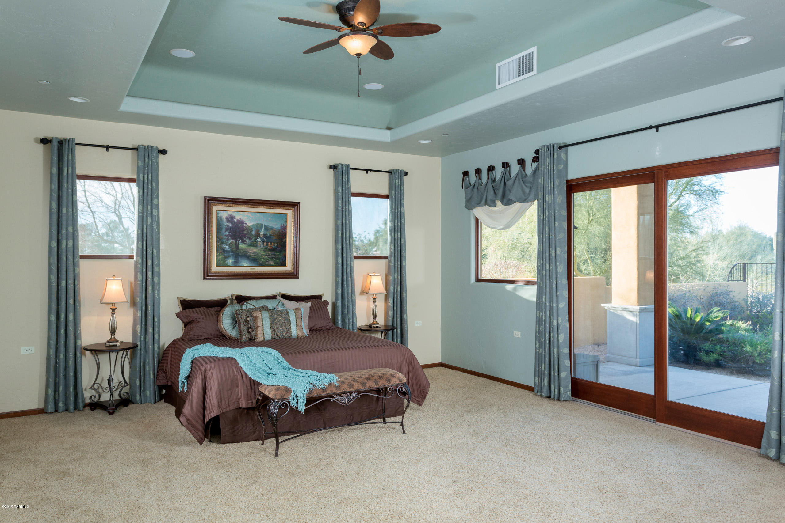 5445 N Calle La Cima