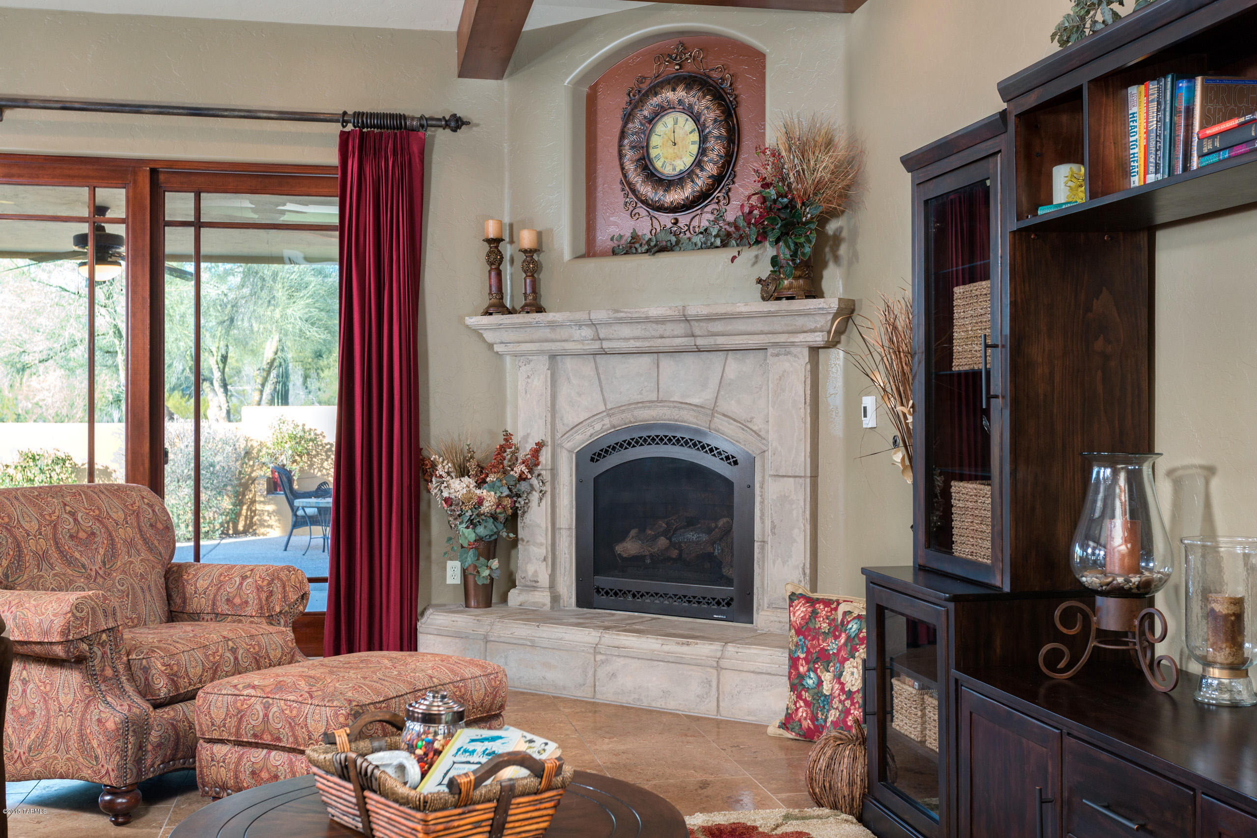 5445 N Calle La Cima