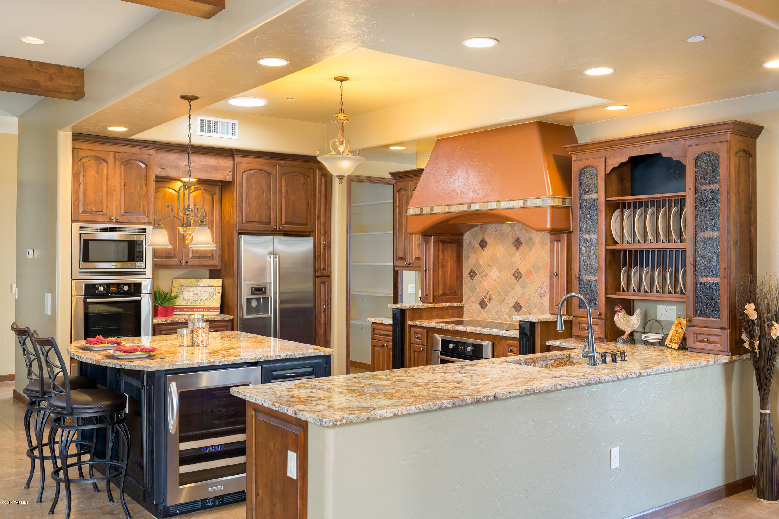 5445 N Calle La Cima