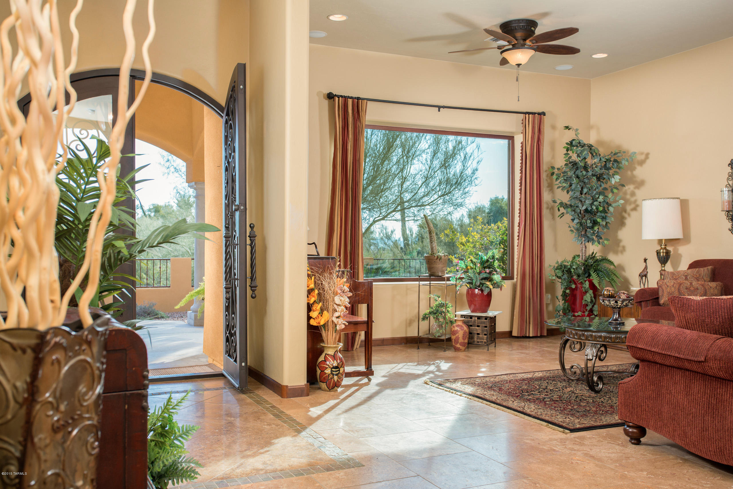 5445 N Calle La Cima