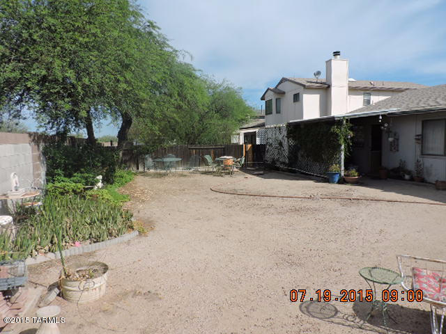 2617 W Lazybrook Drive