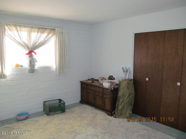 870 W Roller Coaster Road