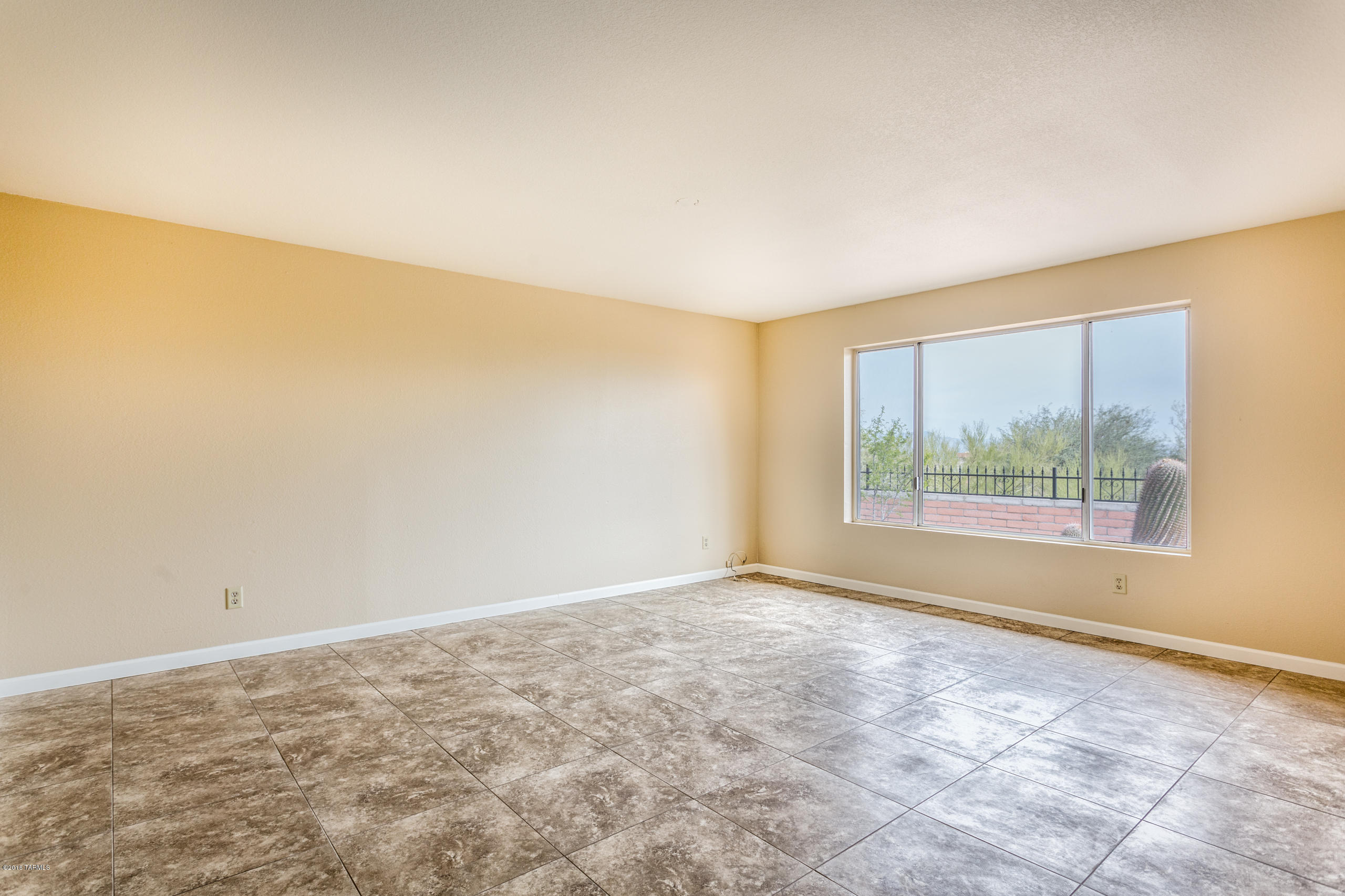 4501 N Tortolita Road