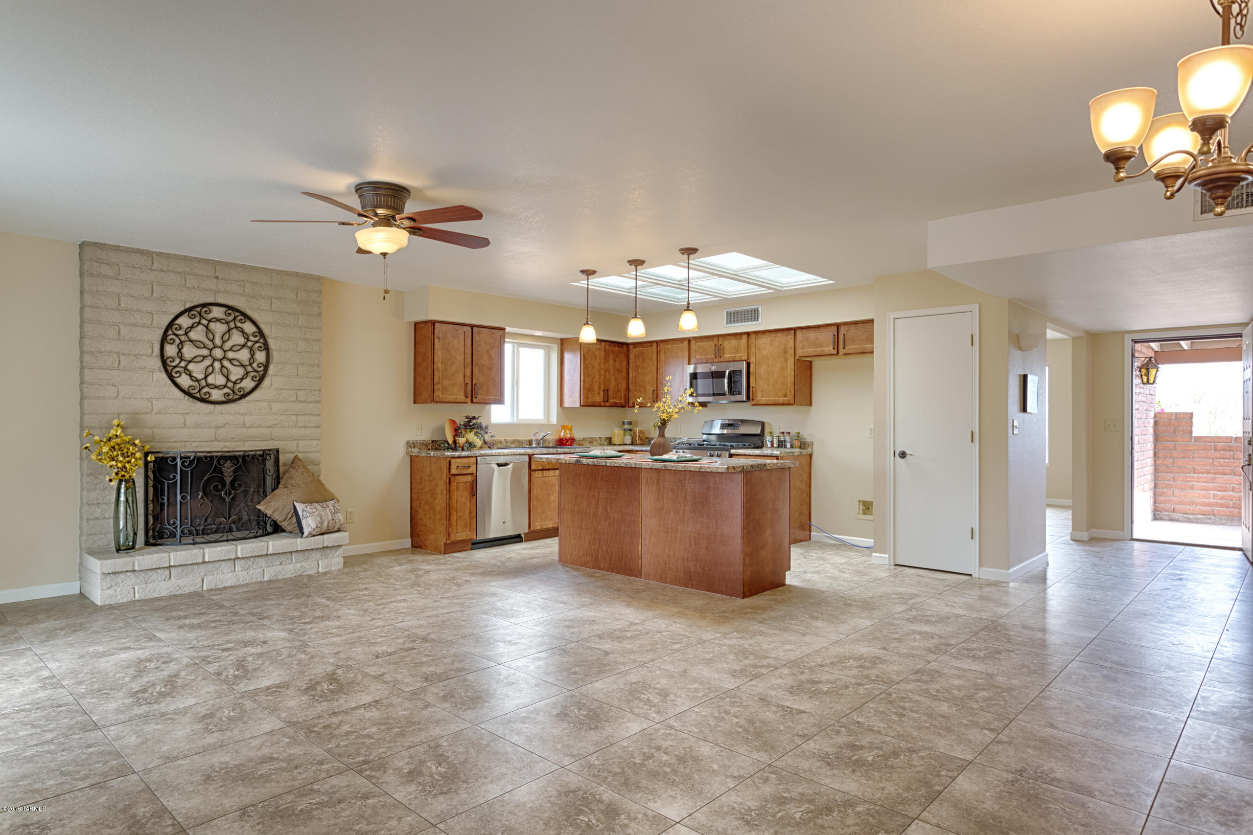 4501 N Tortolita Road