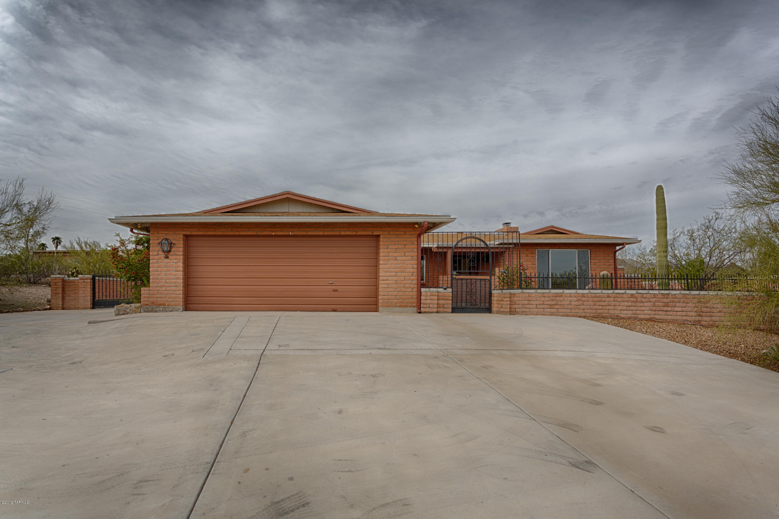 4501 N Tortolita Road