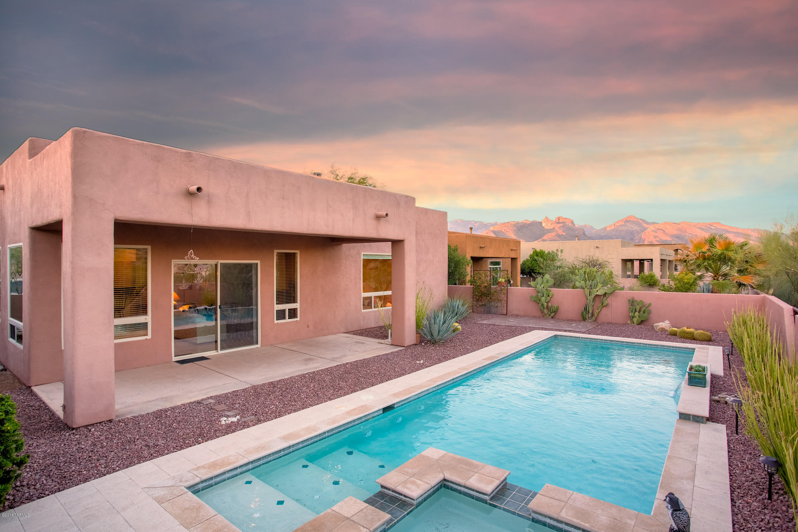 4694 N Placita Ventana Del Rio