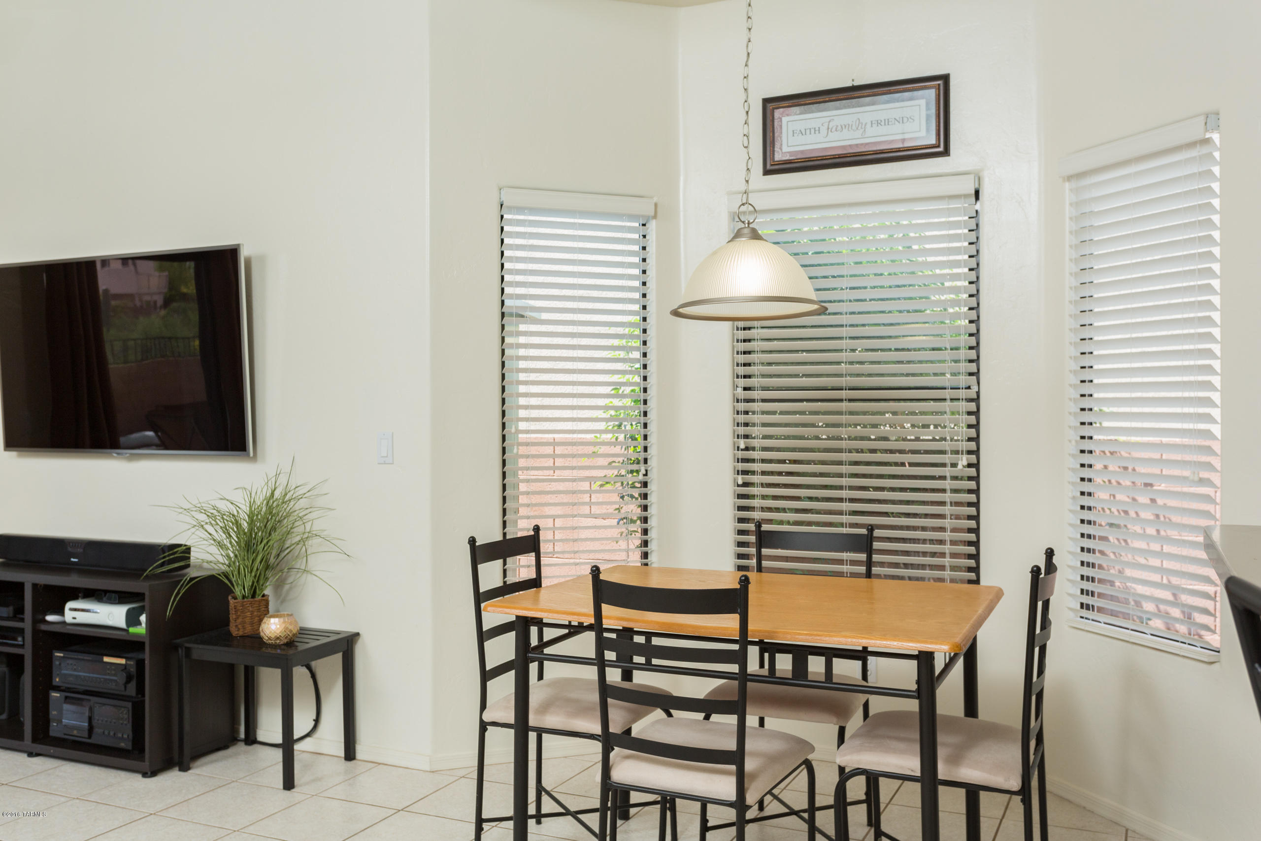 133 N Southern Swale Av Avenue