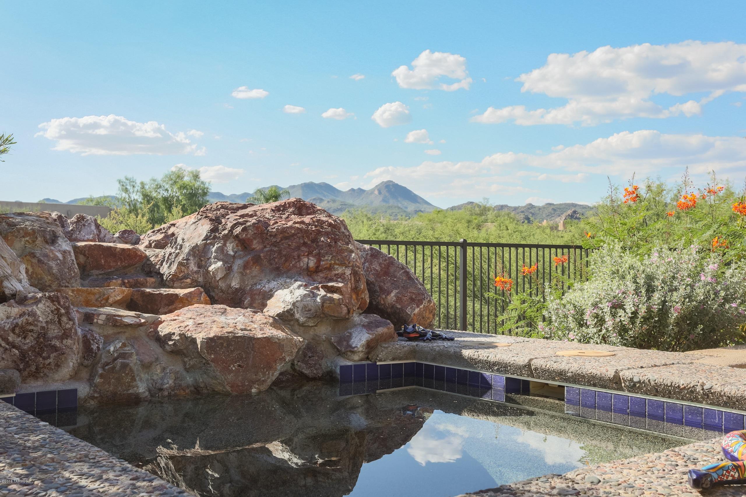 13821 N Azure Springs Drive