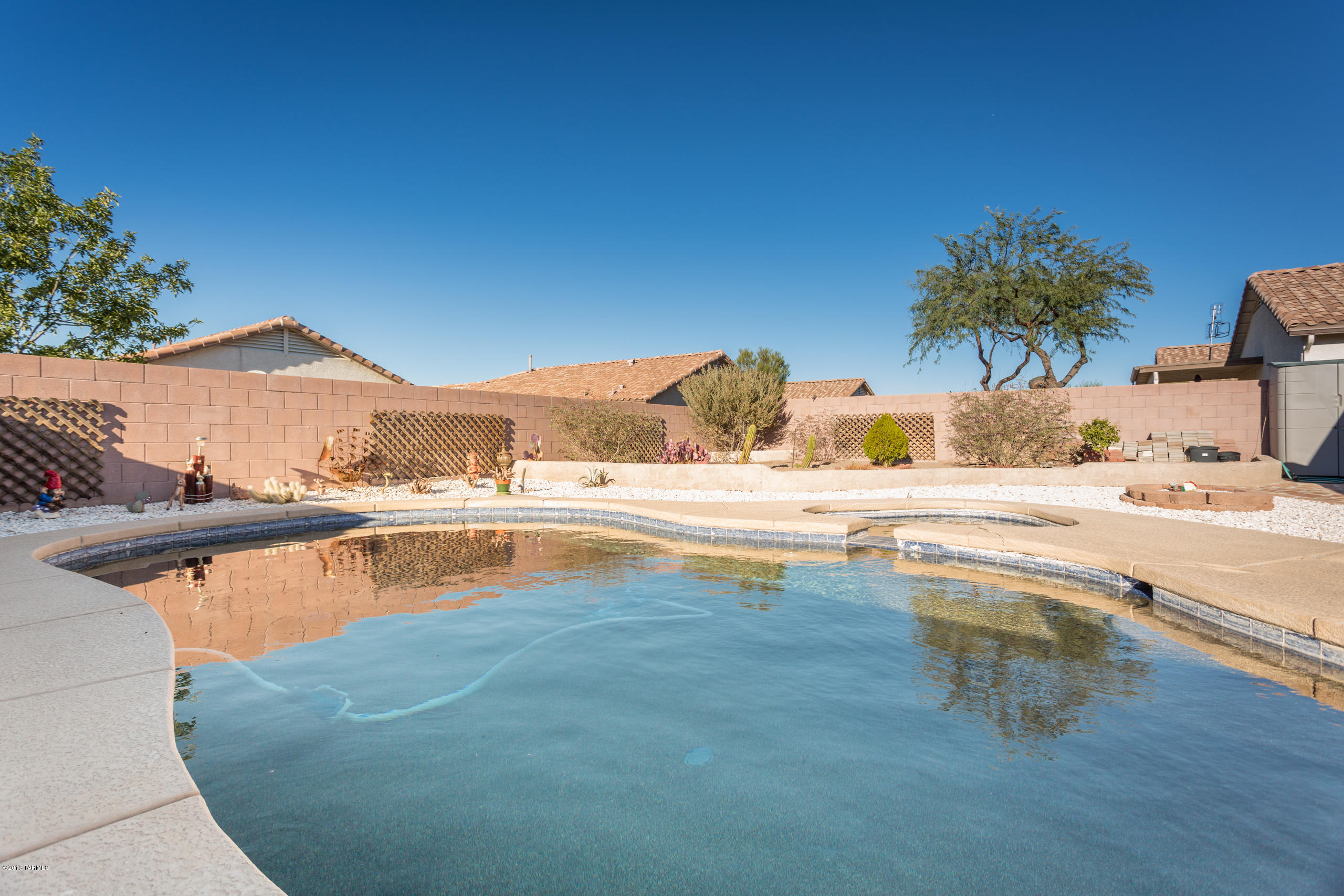 7504 W Long Creek Place