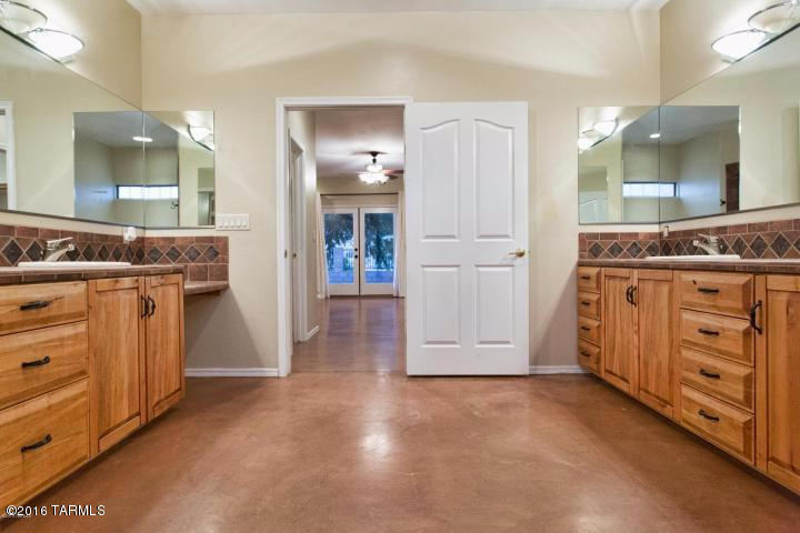 8005 S Pistol Hill Road