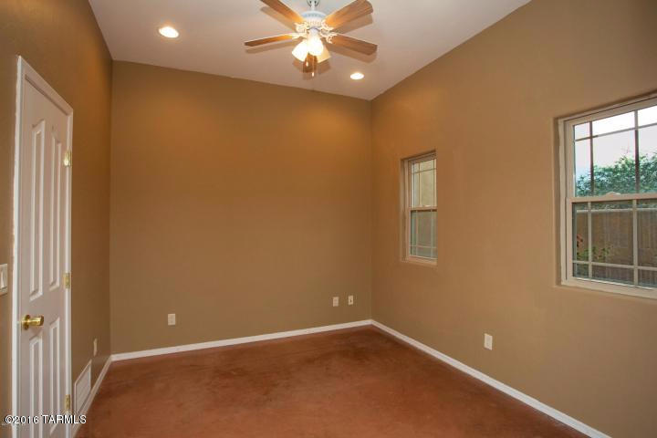 8005 S Pistol Hill Road