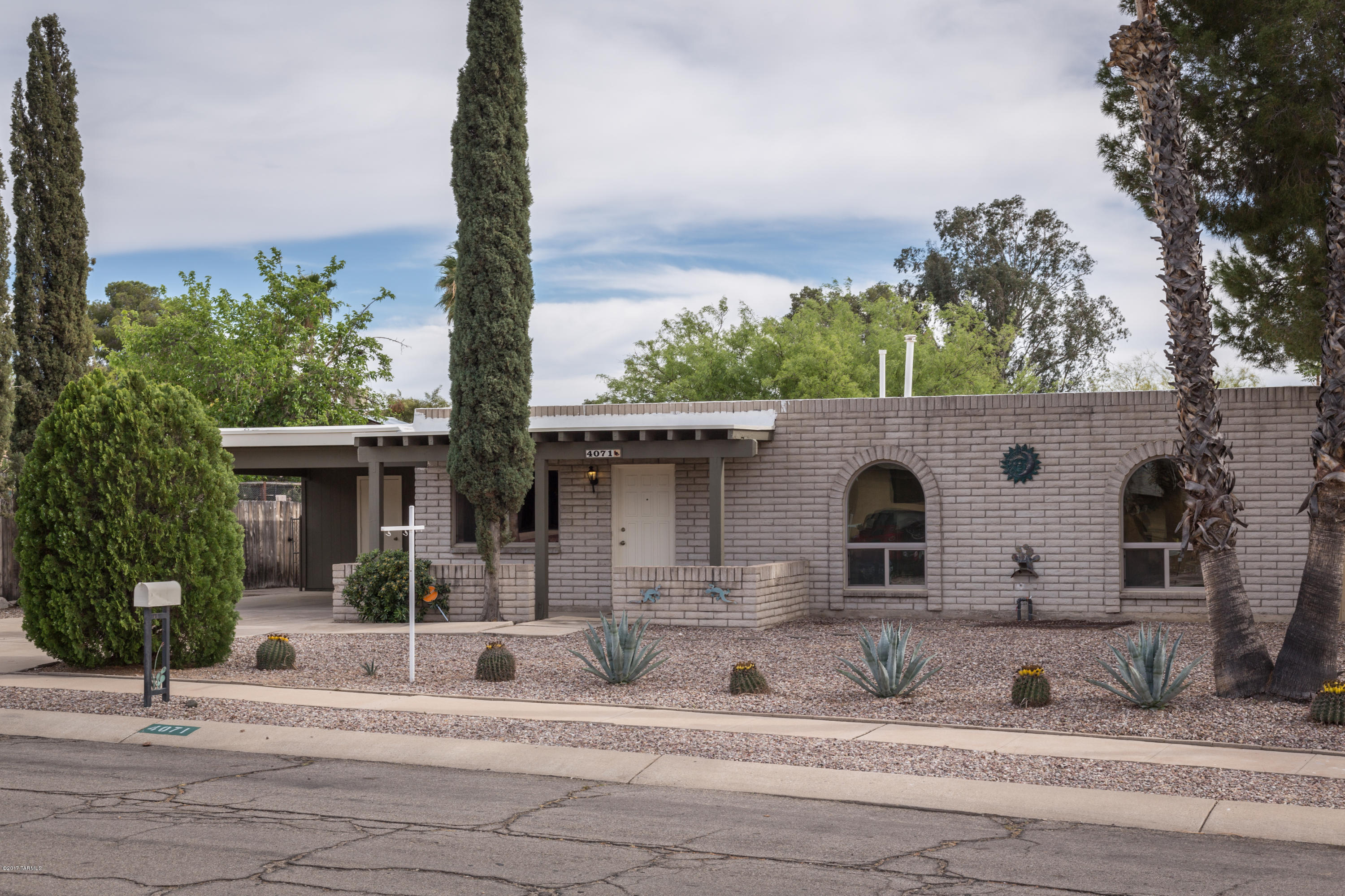 4071 W Red Wing Street