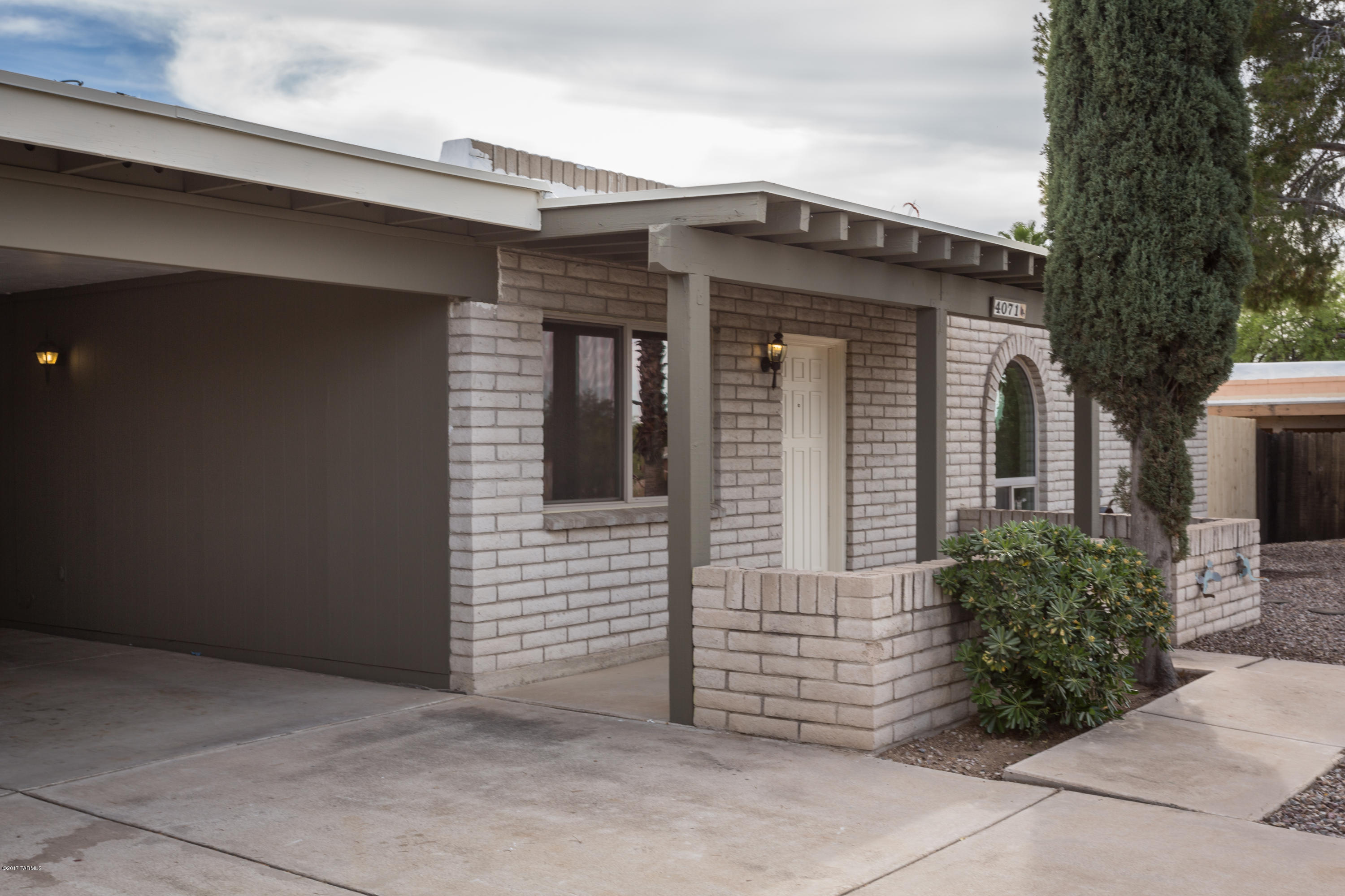 4071 W Red Wing Street