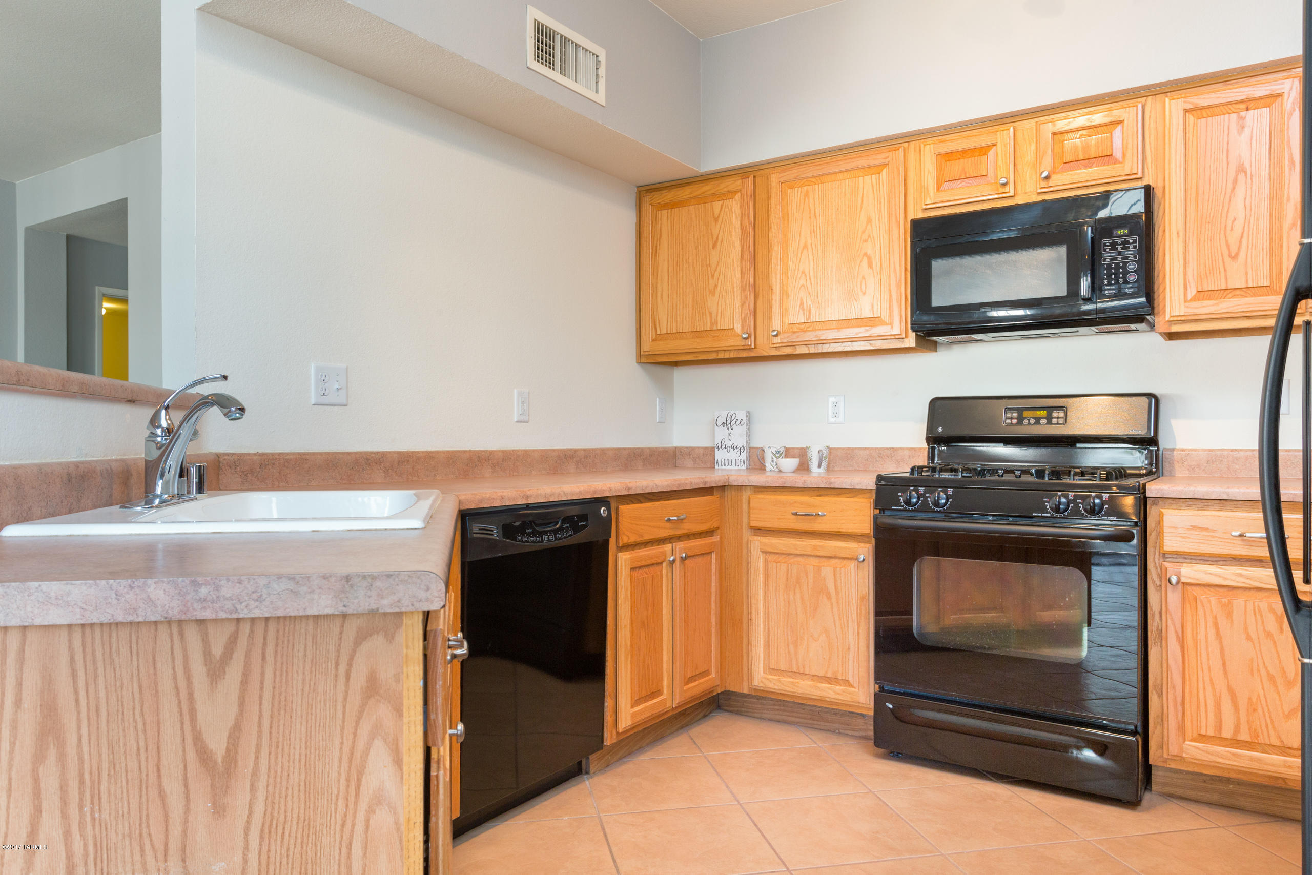 5537 S Stockwell Road